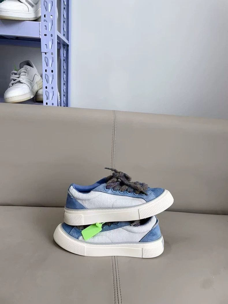 Dior Dior B33 Sneakers in Blue and White-2507