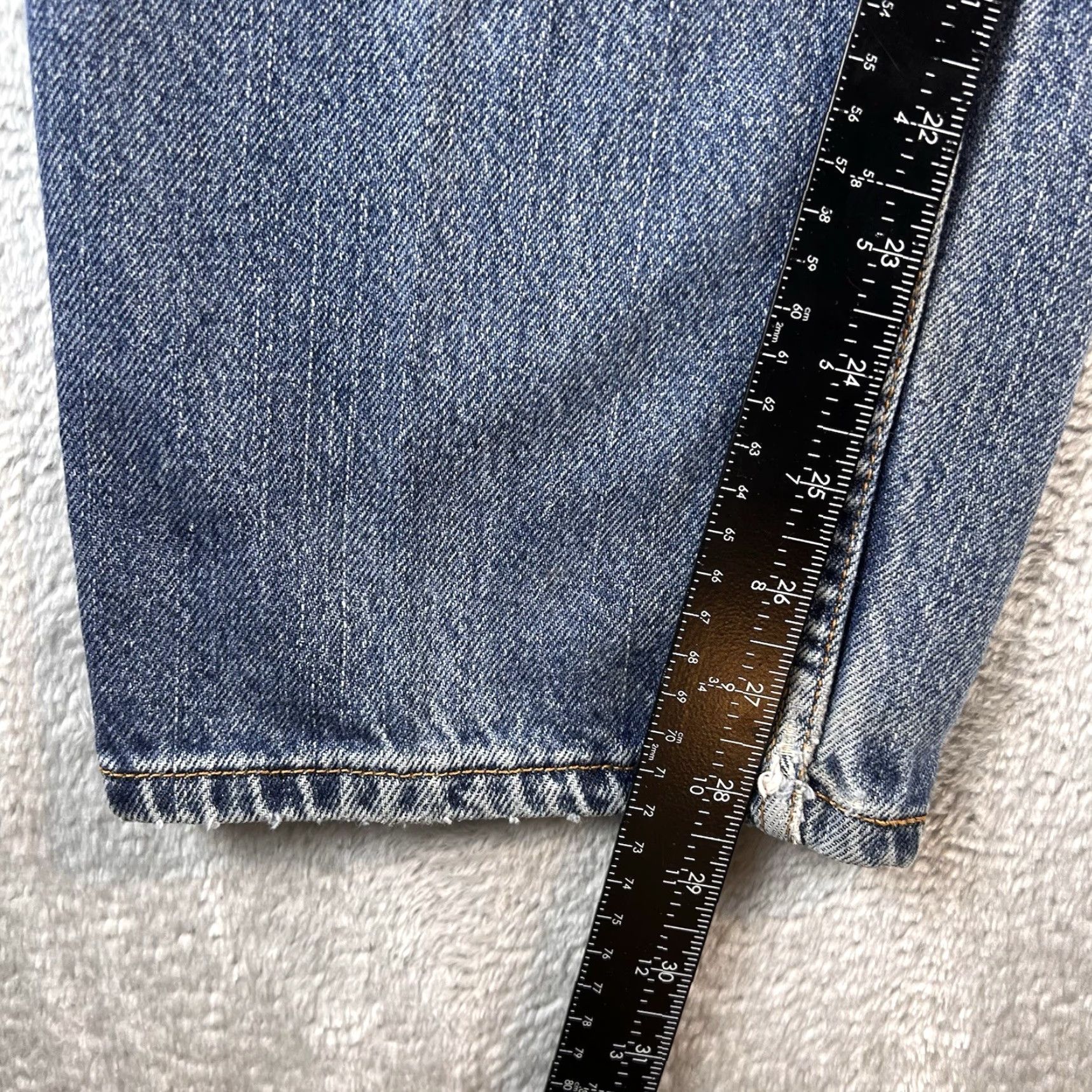 Levi's VINTAGE Levi's 550 Jeans Men 33x30 Regular Blue Cotton Denim Relaxed Tapered USA 90s Mens Jeans Size US 33 - 4 Thumbnail