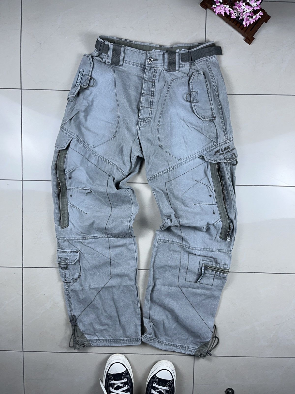 image of Crazy Cargo Vintage Y2K Jet Lag Raver Pants Baggy Wide in Grey, Men's (Size 34)