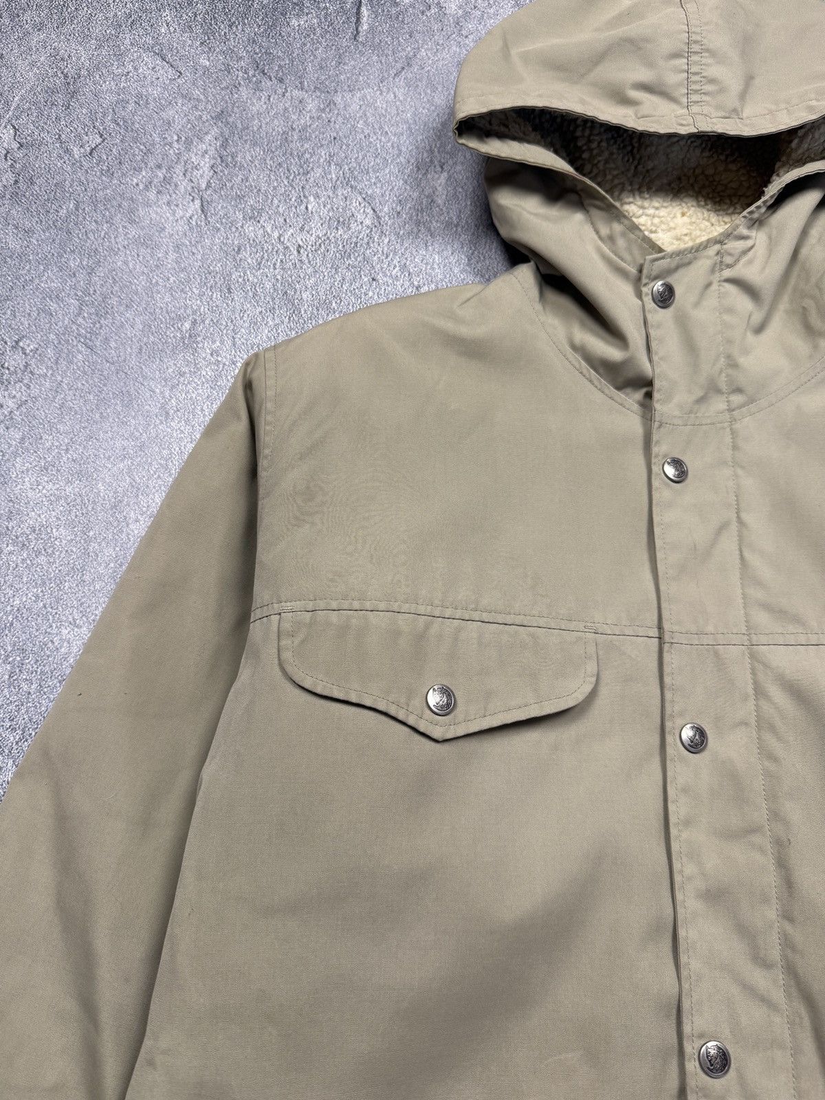 Fjallraven Fjallraven Fjällräven g-1000 greenland jacket size L Size US L / EU 52-54 / 3 - 10 Thumbnail