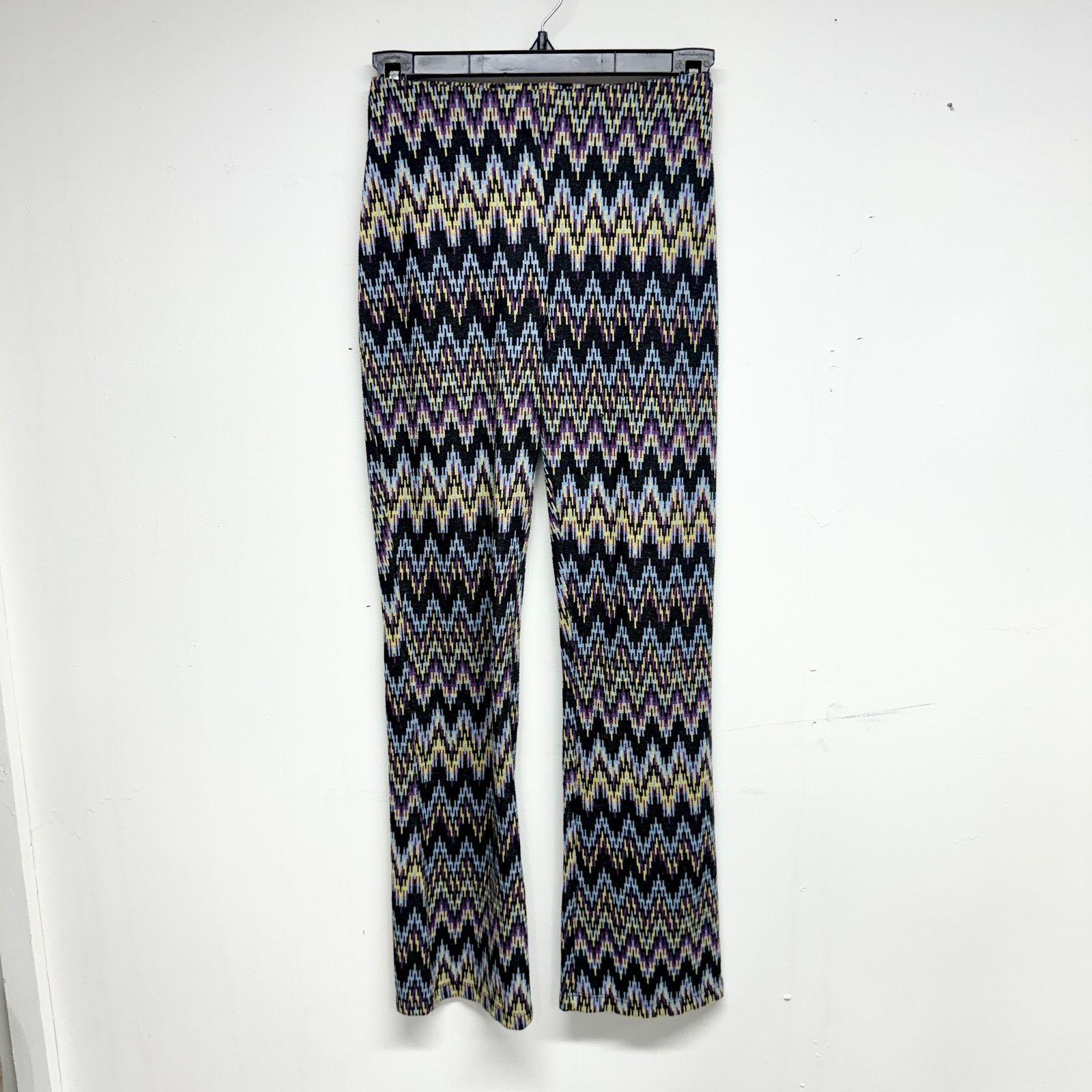 Urban Outfitters Urban Outfitters Abstract Zig Zag Flare Pull On Pant XS Size 25" / US 0 / IT 36 - 1 Thumbnail