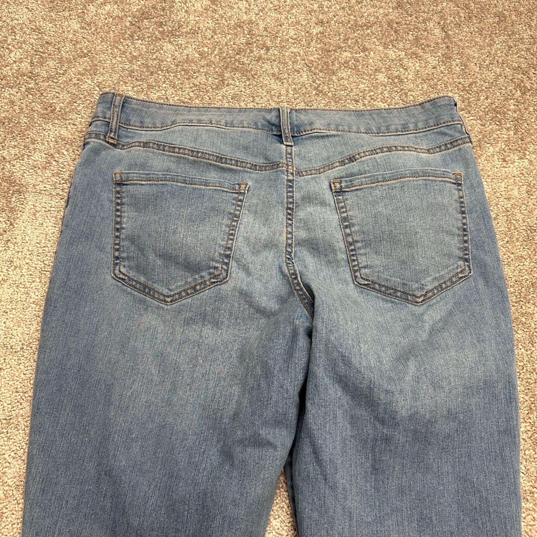 Old Navy Old Navy Super Skinny Jeans Womens 14 Blue Medium Wash Mid Rise 36x28 Size 36" / US 14 / IT 50 - 4 Thumbnail