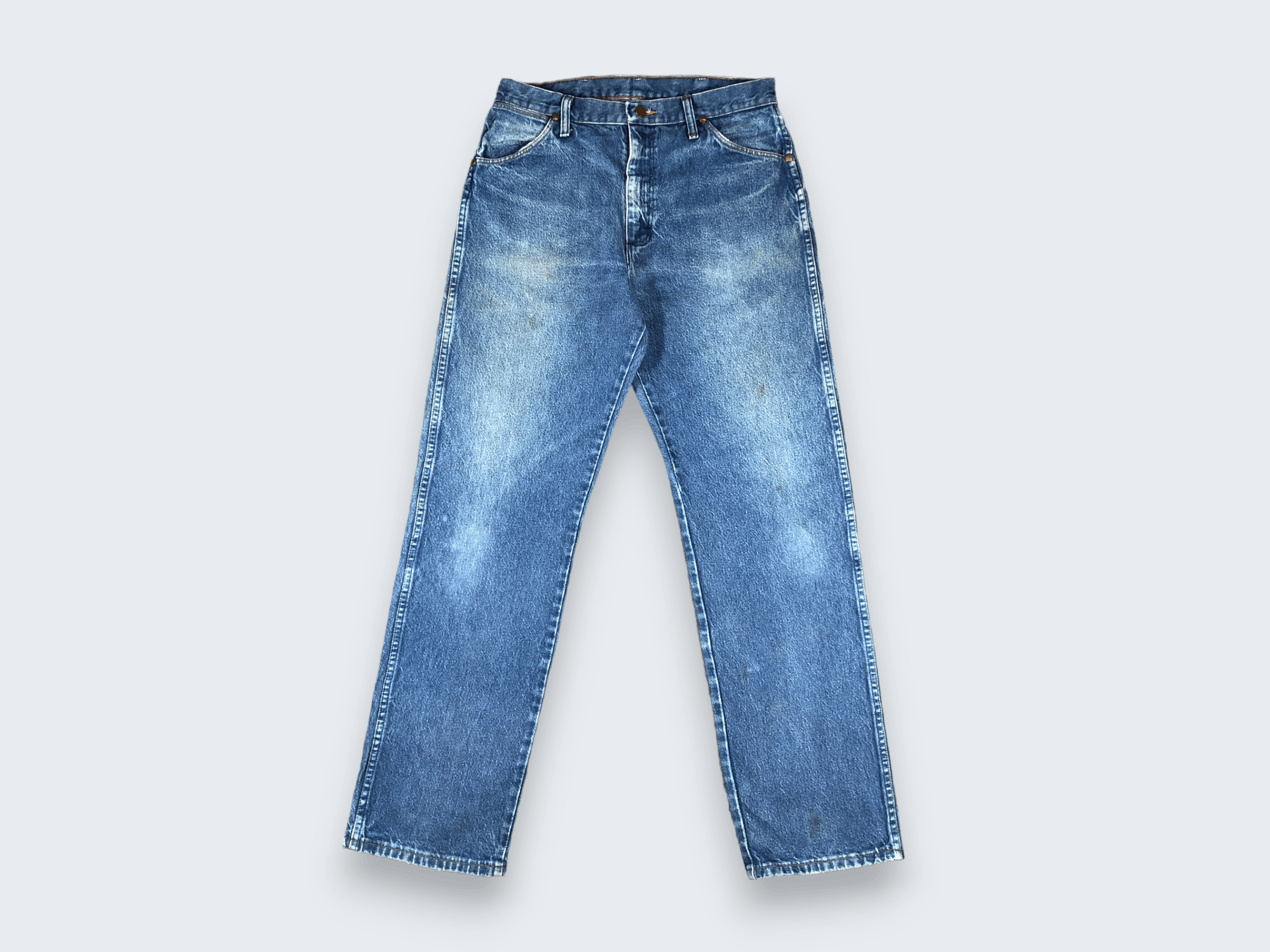 Vintage × Wrangler Vintage Wrangler Light Blue Wash Jeans L716 Size US 31 - 1 Thumbnail
