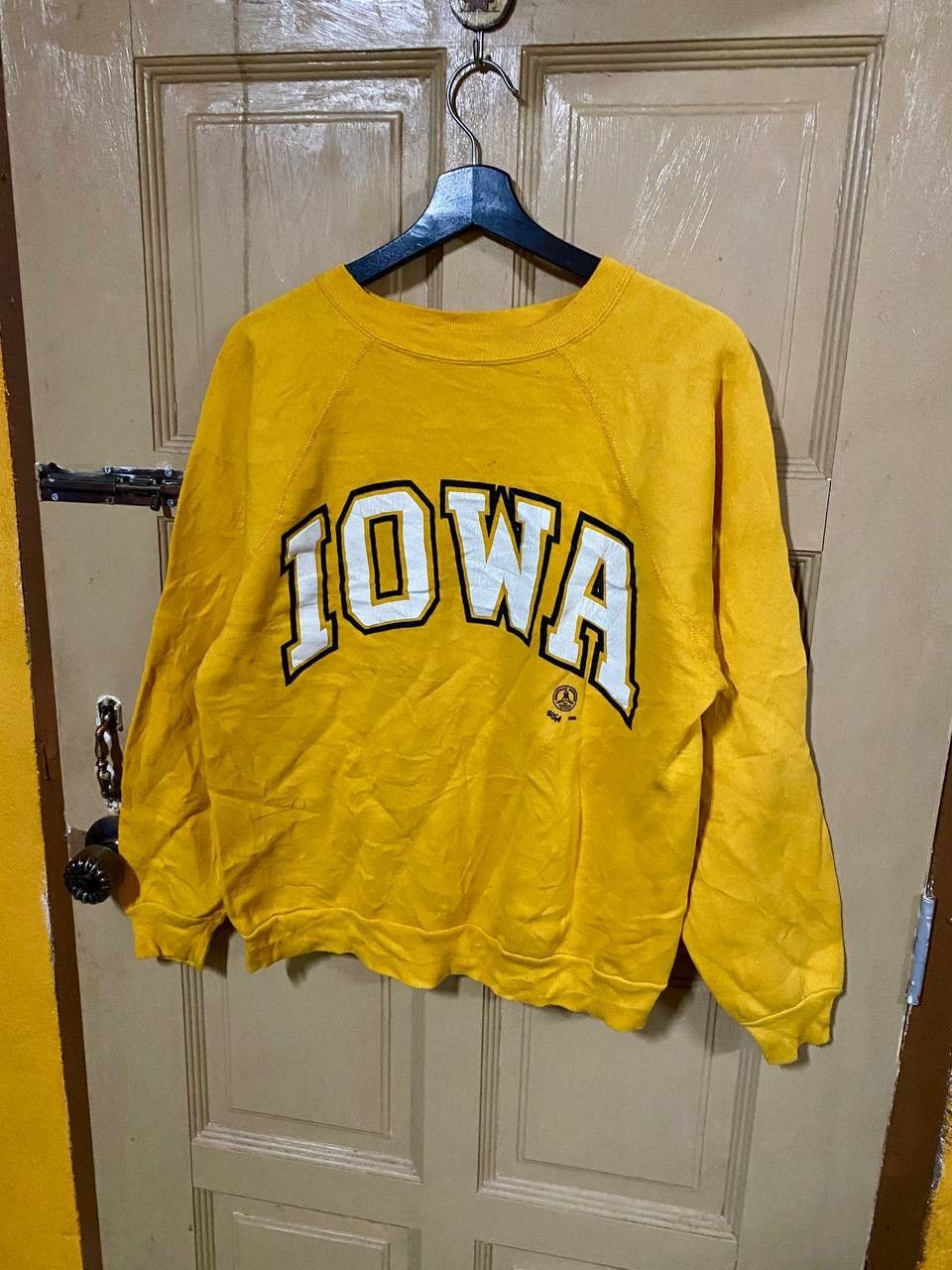 Vintage Vintage 80s Iowa Sweatshirt Made In Usa Size US M / EU 48-50 / 2 - 3 Thumbnail