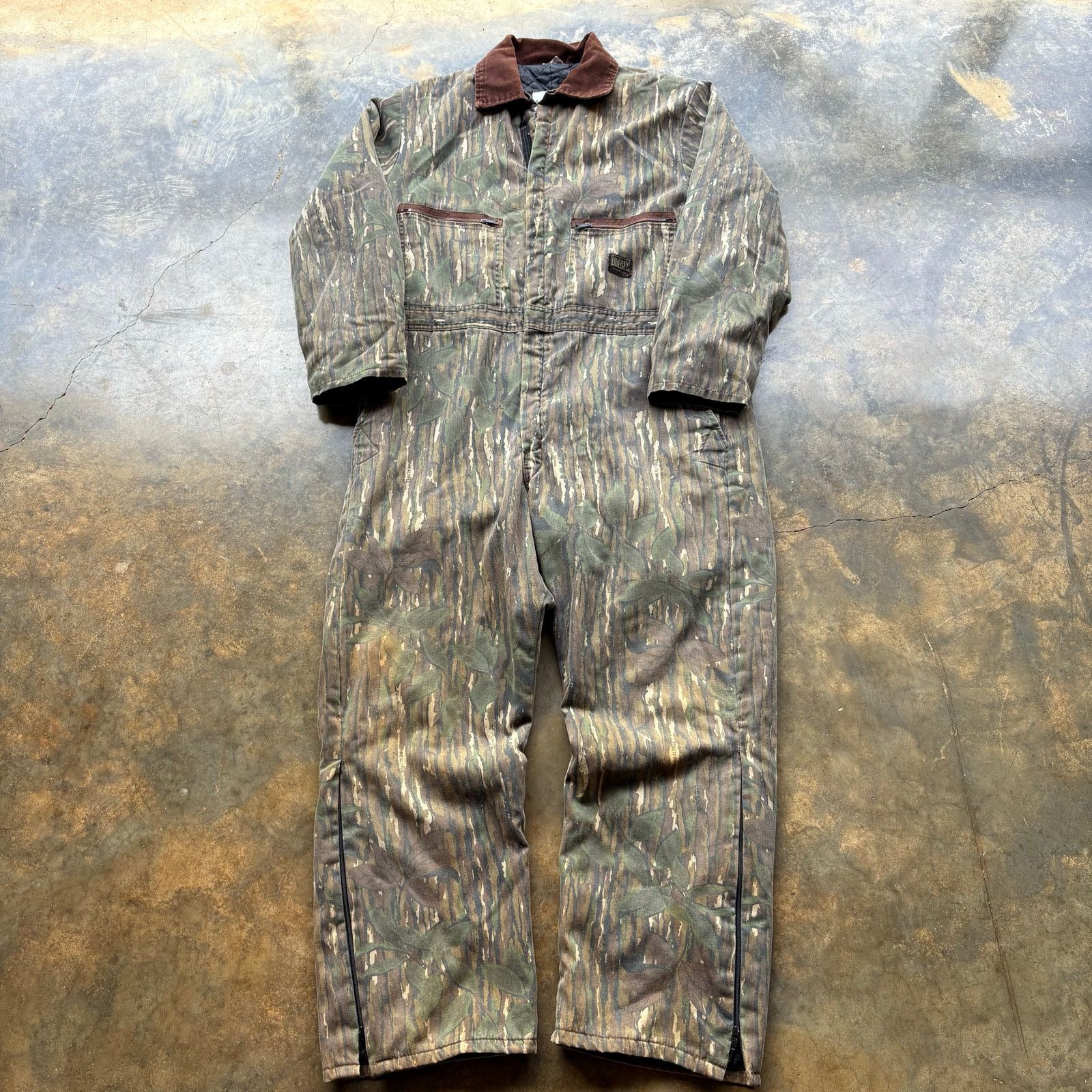 Liberty Vintage Liberty Realtree Camo Coveralls Size US 40 / EU 56 - 1 Thumbnail