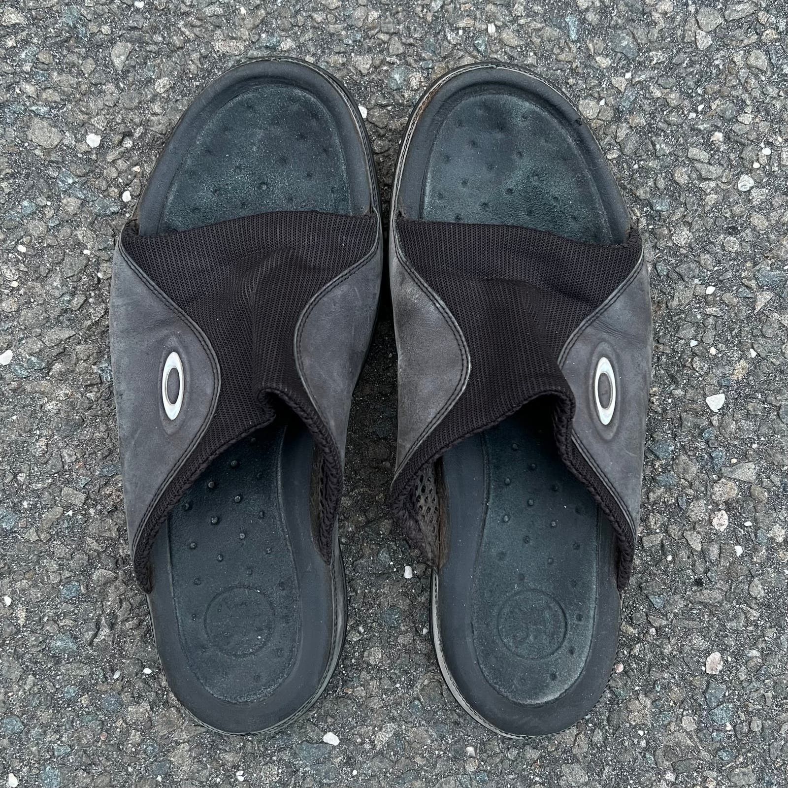 Vintage Vintage y2k oakley slides flip flop sandal black shoes ...