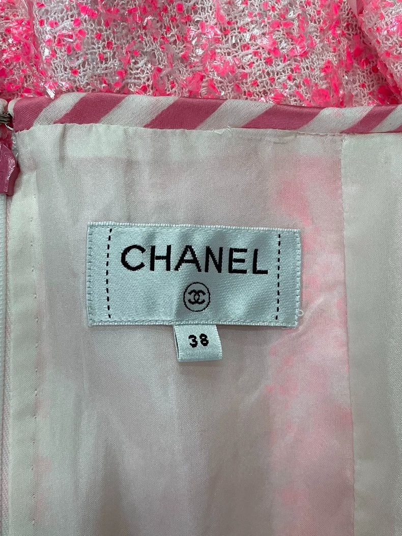 Chanel Chanel Pink tassel sequin tweed skirt Size 25" / US 0 / IT 36 - 3 Thumbnail