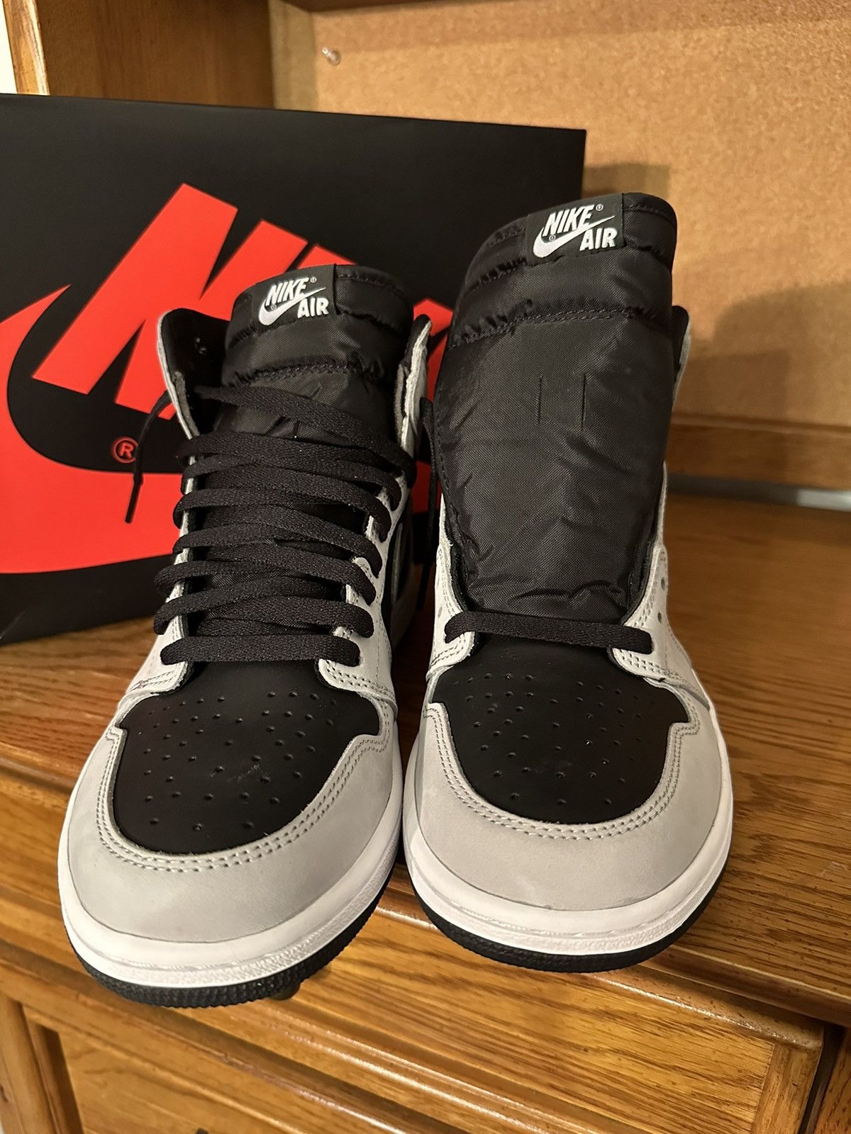 Jordan Brand Air Jordan 1 Retro High OG Shadow 2.0 Size US 10.5 / EU 43-44 - 5 Thumbnail