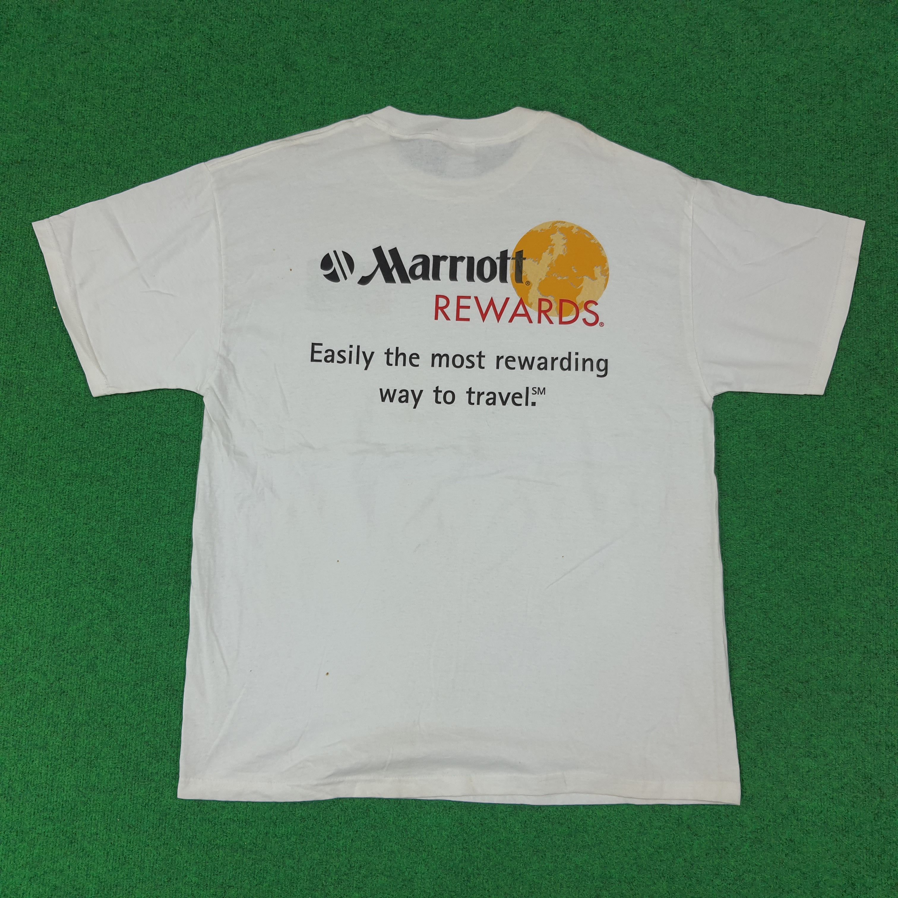Delta Vintage Marriott Rewards VISA Travel Tshirt C239N10 Size US XL / EU 56 / 4 - 1 Thumbnail