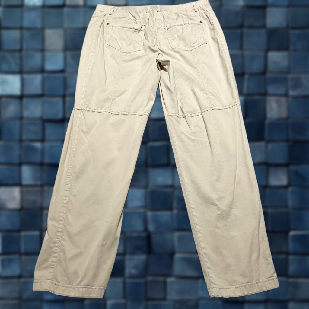 Vintage Chicos Pants Womens Medium Beige Chino High Rise Straight Light Wash Pockets Size 32" / US 10 / IT 46 - 1 Thumbnail
