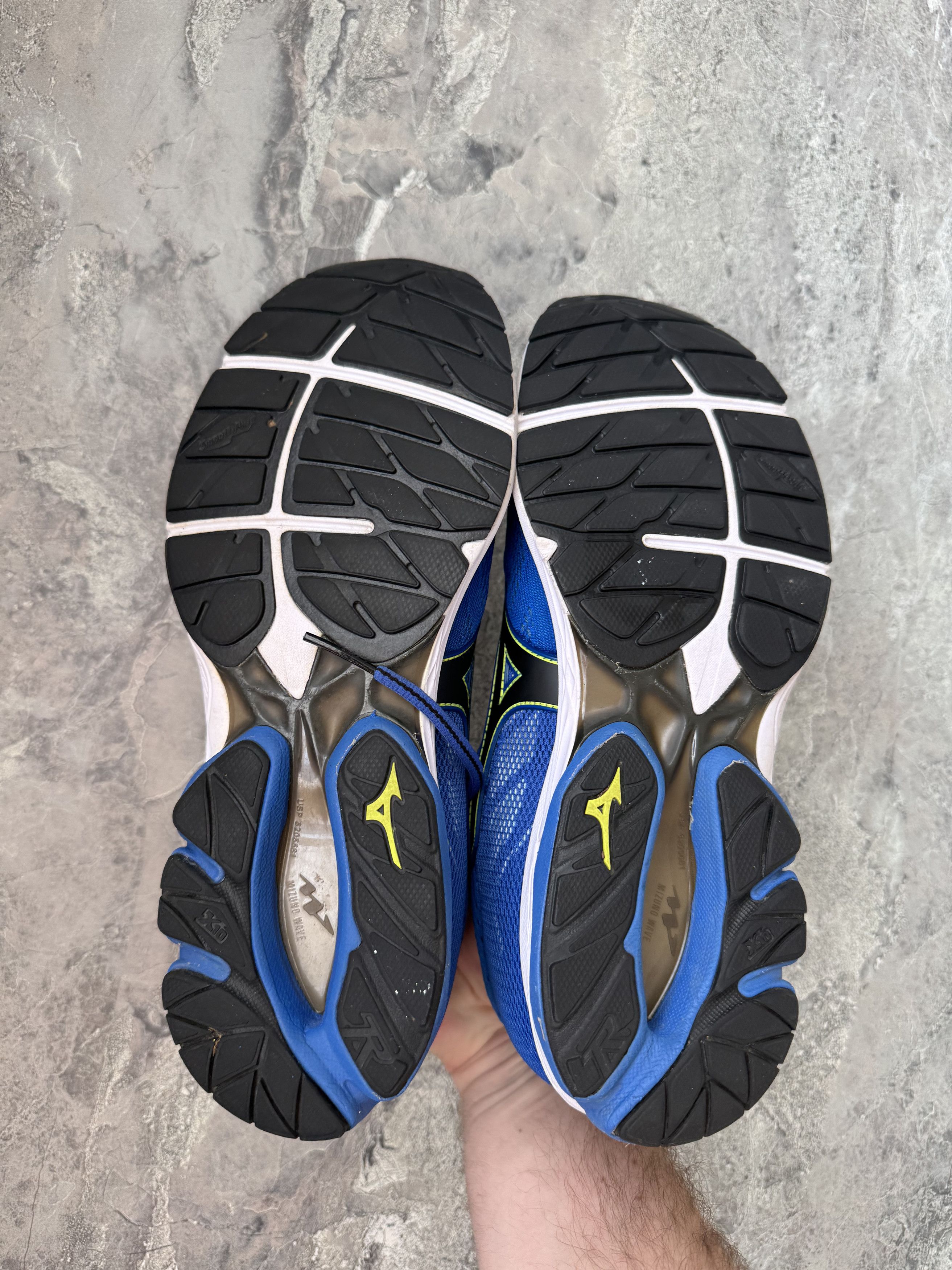 Mizuno Mizuno Wave Rider 21 Size US 10.5 / EU 43-44 - 5 Thumbnail