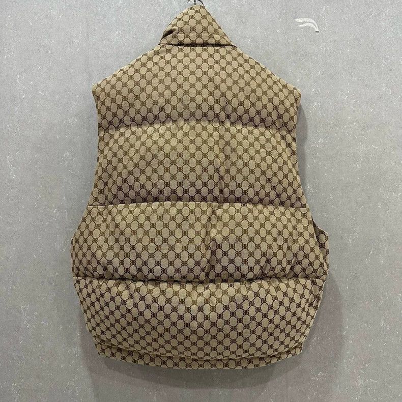 Balenciaga Balenciaga size 36 Gucci Collaborative BB Printed Puffer V Size S / US 4 / IT 40 - 2 Thumbnail