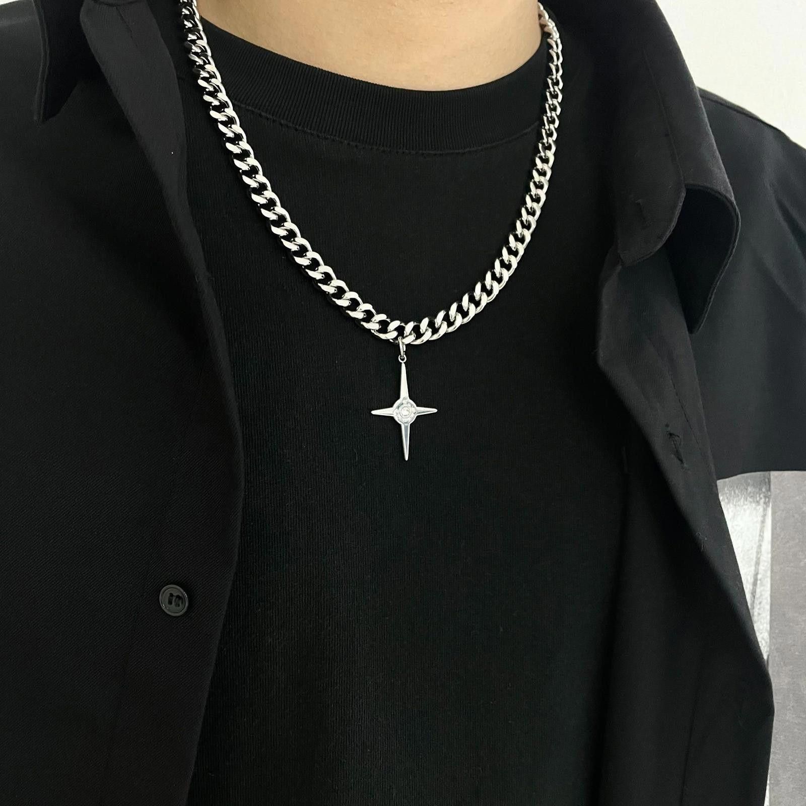 Jewelry STAR Chain Necklace Size ONE SIZE - 1 Thumbnail