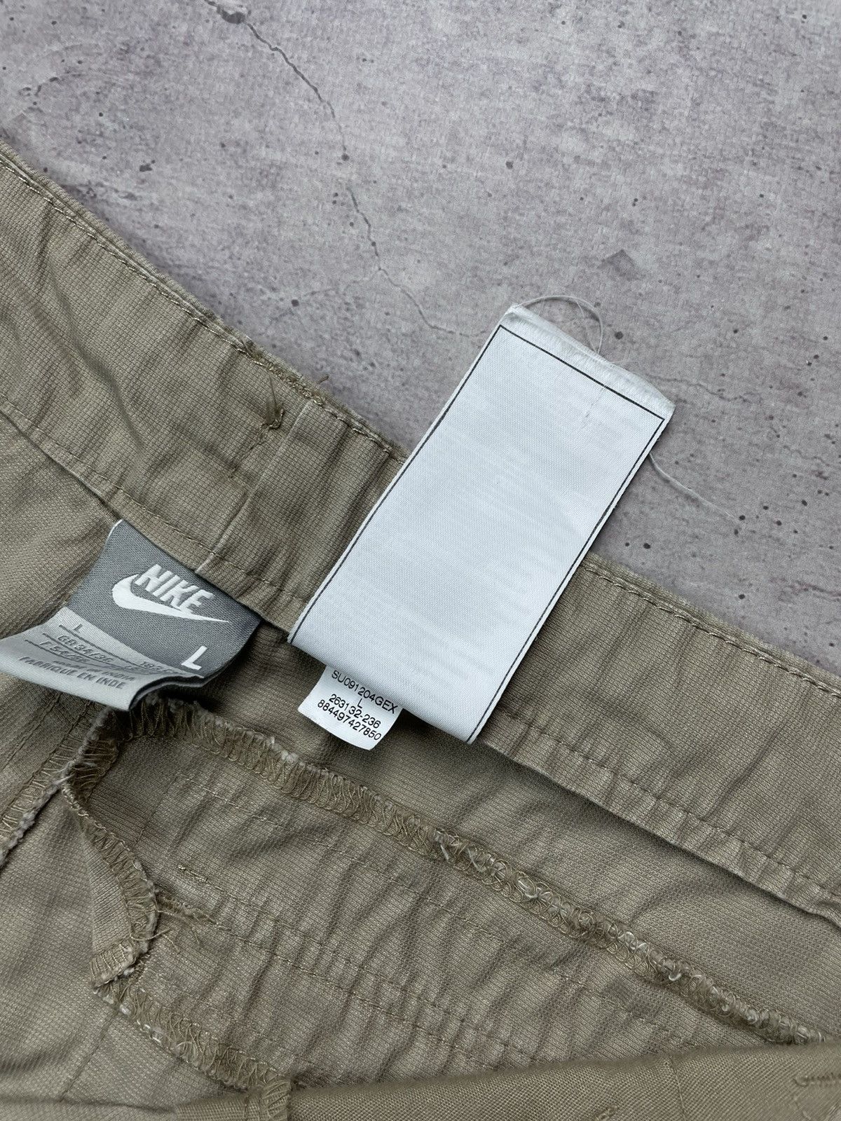 Nike × Vintage Vintage Nike Cargo Shorts Size US 34 / EU 50 - 8 Thumbnail