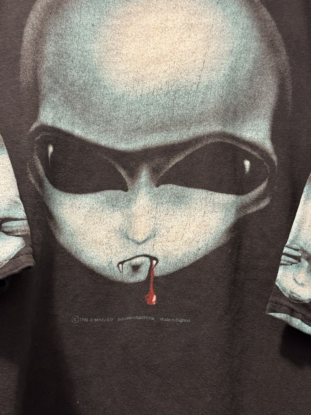 Vintage × Warner Bros *RARE* ALIEN 1996 MADE IN ENGLAND VINTAGE TEE Size US XL / EU 56 / 4 - 5 Thumbnail
