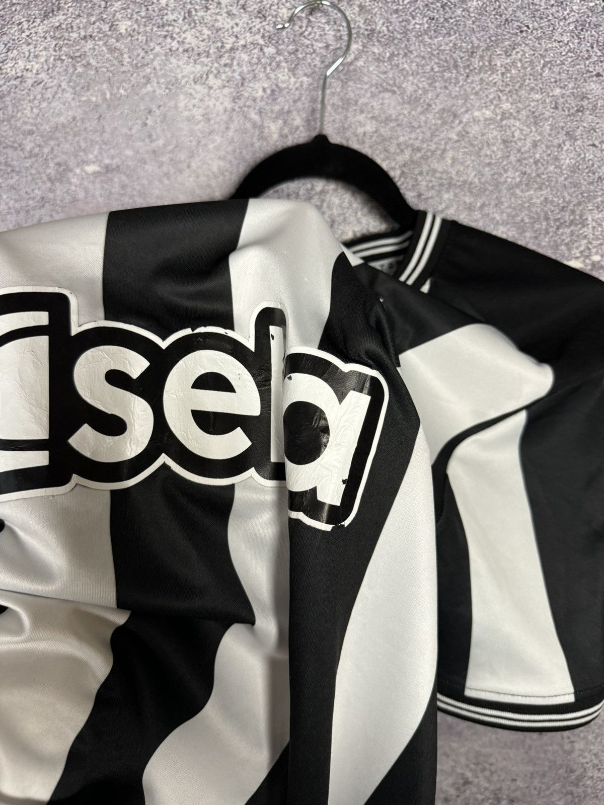 Castore × Vintage BURN Newcastle United 2023/24 Castore Soccer Jersey Size US M / EU 48-50 / 2 - 10 Thumbnail
