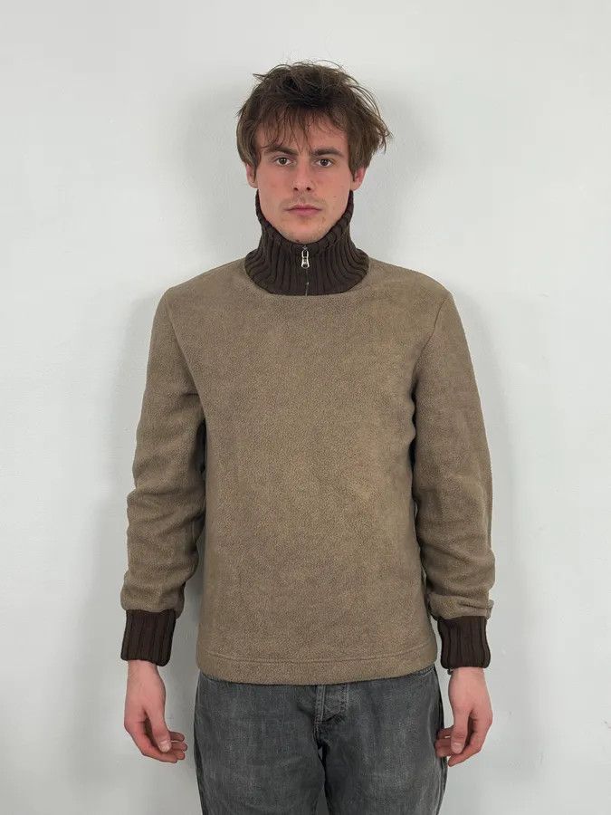 Dolce & Gabbana 1990s Dolce & Gabbana Beige Fleece Striped Collar Sweater Size US S / EU 44-46 / 1 - 2 Thumbnail