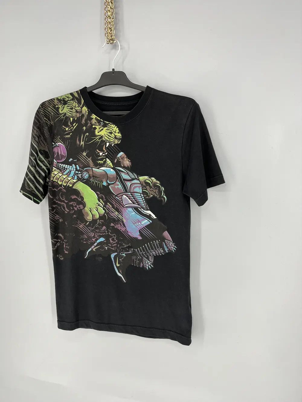 Nike Nike Basketball Lebron James Fate Lived Fearless Lion TShirt Size US XS / EU 42 / 0 - 4 Thumbnail