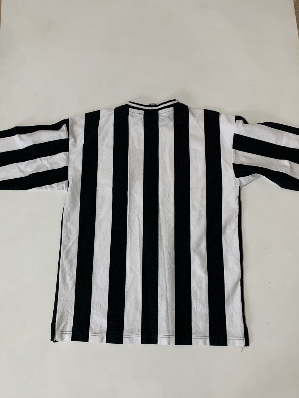 Other NEWCASTLE UNITED 1970 RETRO VINTAGE SCORE DRAW HOME FOOTBALL Size US L / EU 52-54 / 3 - 11 Thumbnail