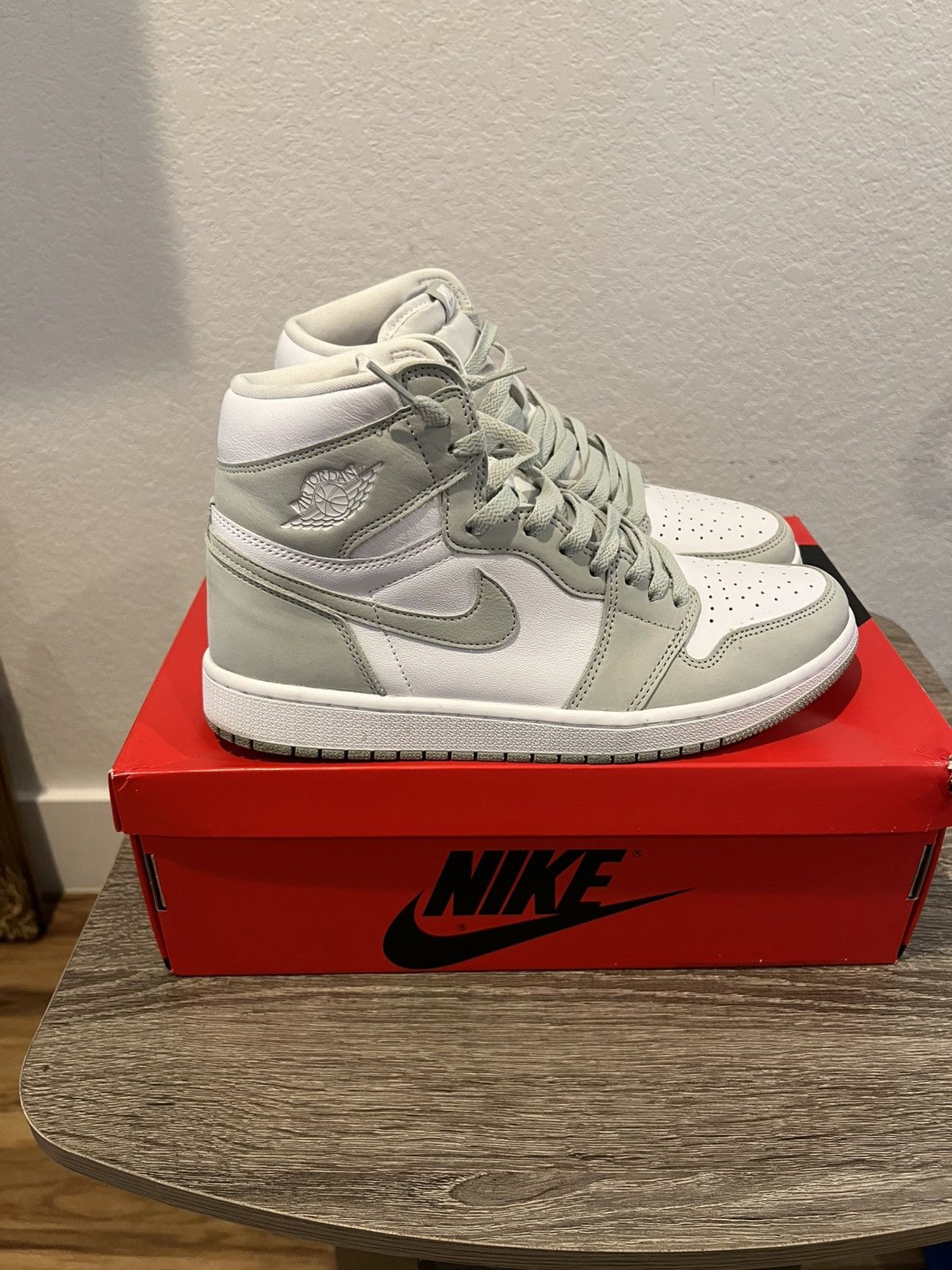 Jordan Brand Jordan 1 Seafoam Size US 9.5 / EU 42-43 - 1 Thumbnail