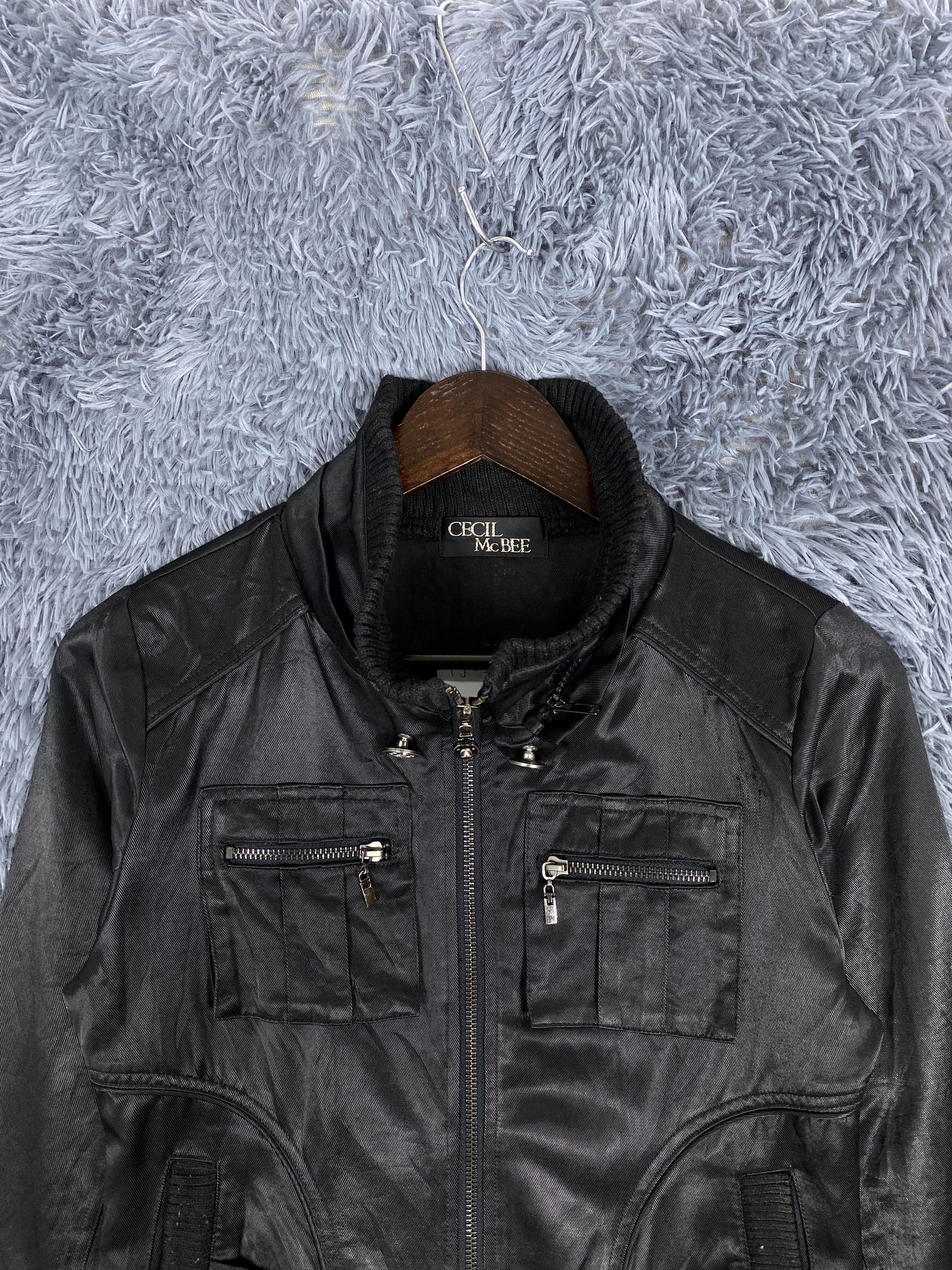 Japanese Brand Vintage Japanese Brand Multi Pocket ZIp Up Light Jacket Size US XS / EU 42 / 0 - 2 Thumbnail