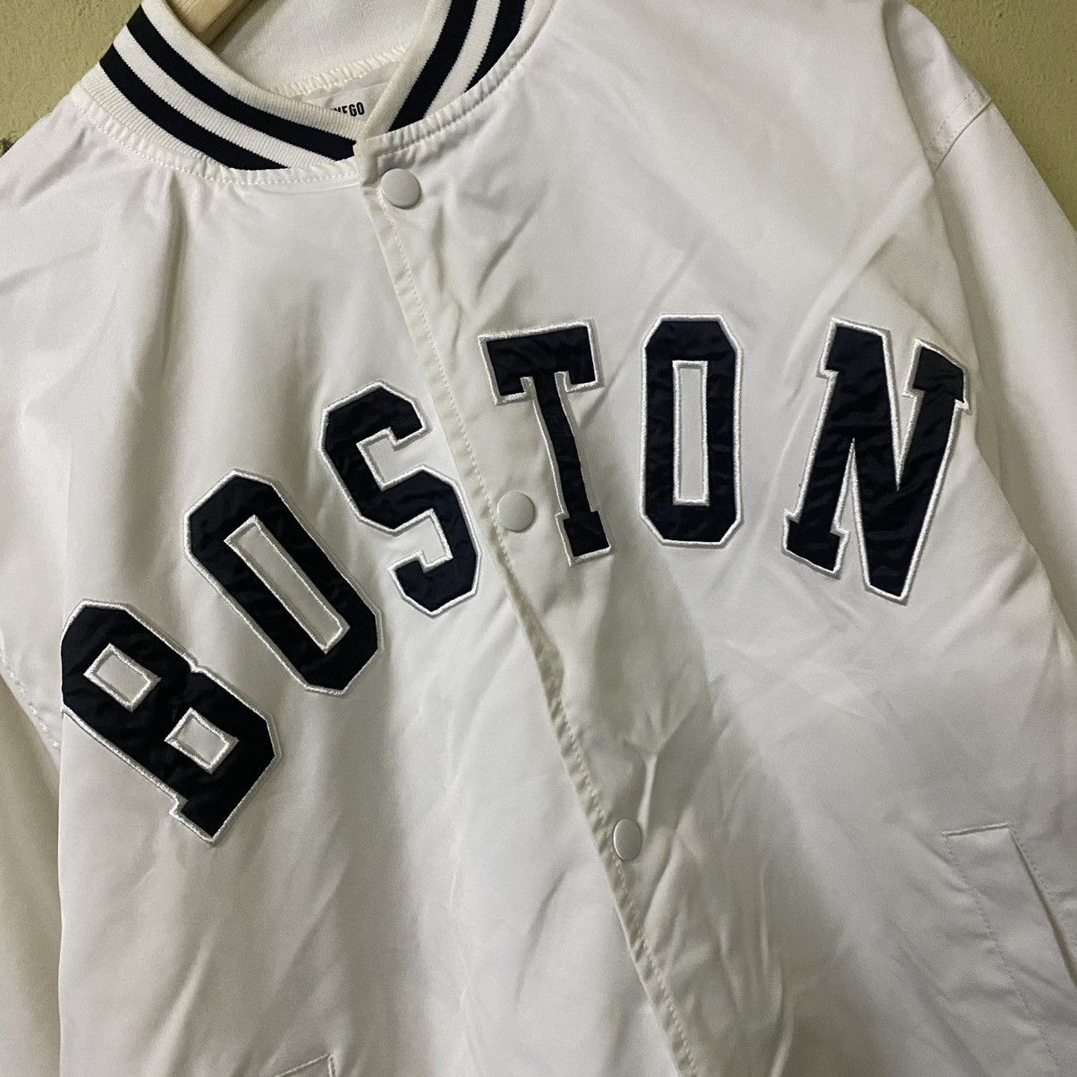 Other Bomber jacket wego Boston big logo Size US M / EU 48-50 / 2 - 7 Thumbnail