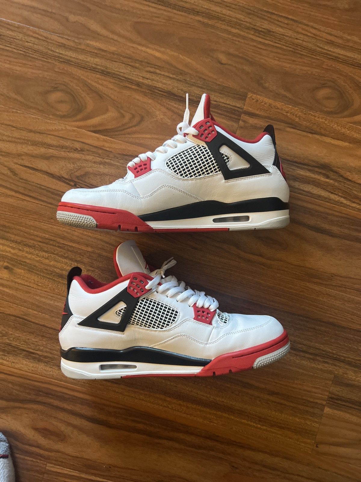 Jordan Brand Fire Red OG Jordan 4s Size US 14 / EU 47 - 3 Thumbnail