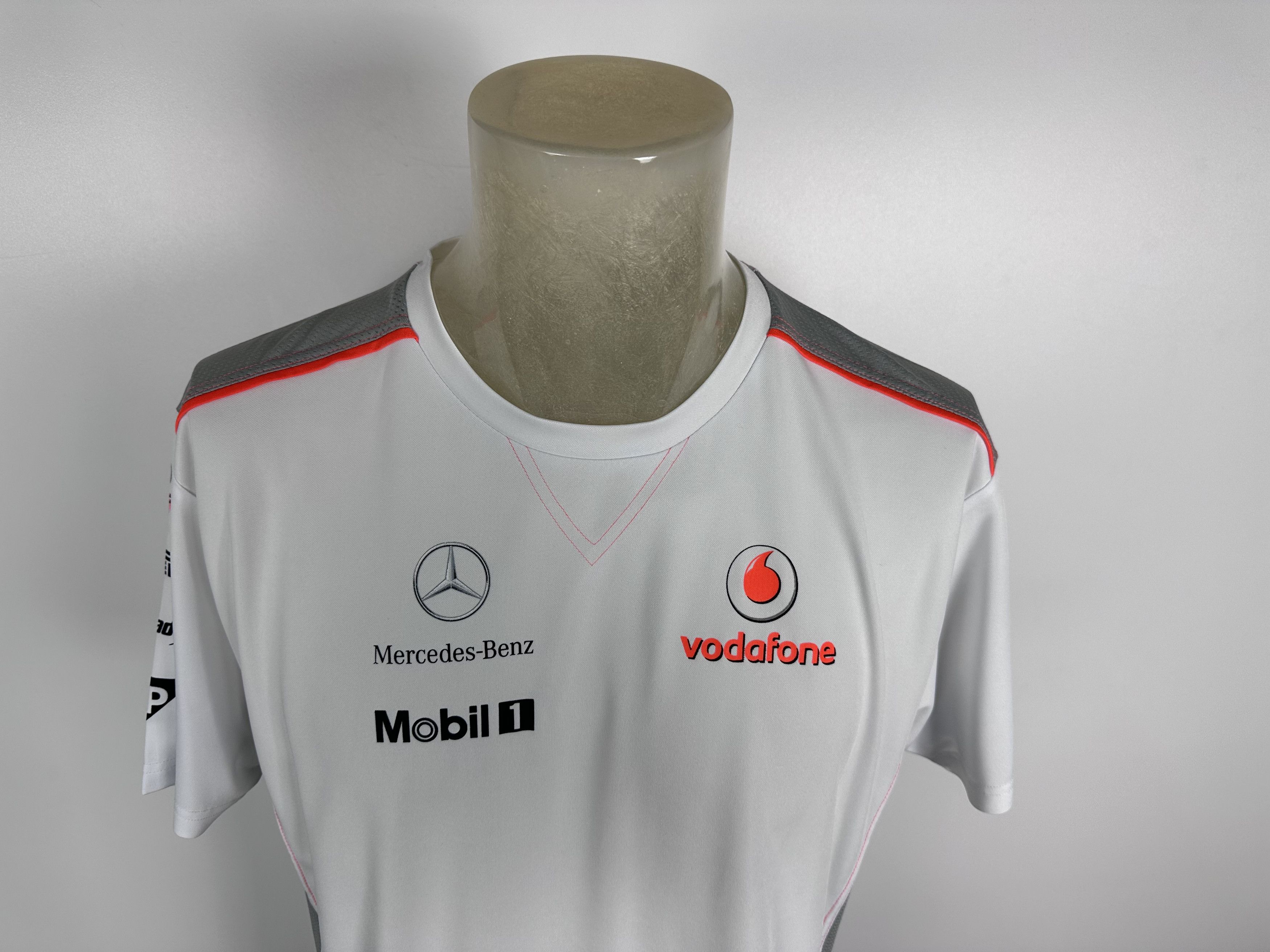 Hugo Boss × Mercedes-Benz McLaren Mercedes Benz Vodafone Boss Formula 1 Racing T-shirt Size US XL / EU 56 / 4 - 2 Thumbnail