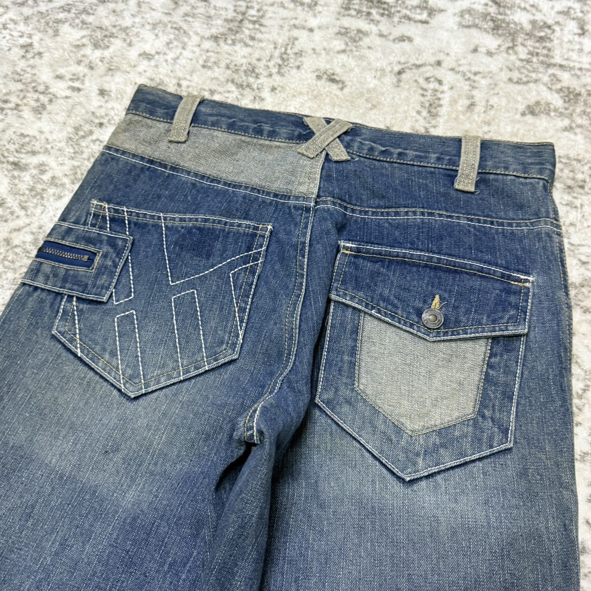 Japanese Brand Vintage Hang Ten Paneled Patchwork Reconstructed Jeans Size 28" / US 6 / IT 42 - 14 Thumbnail