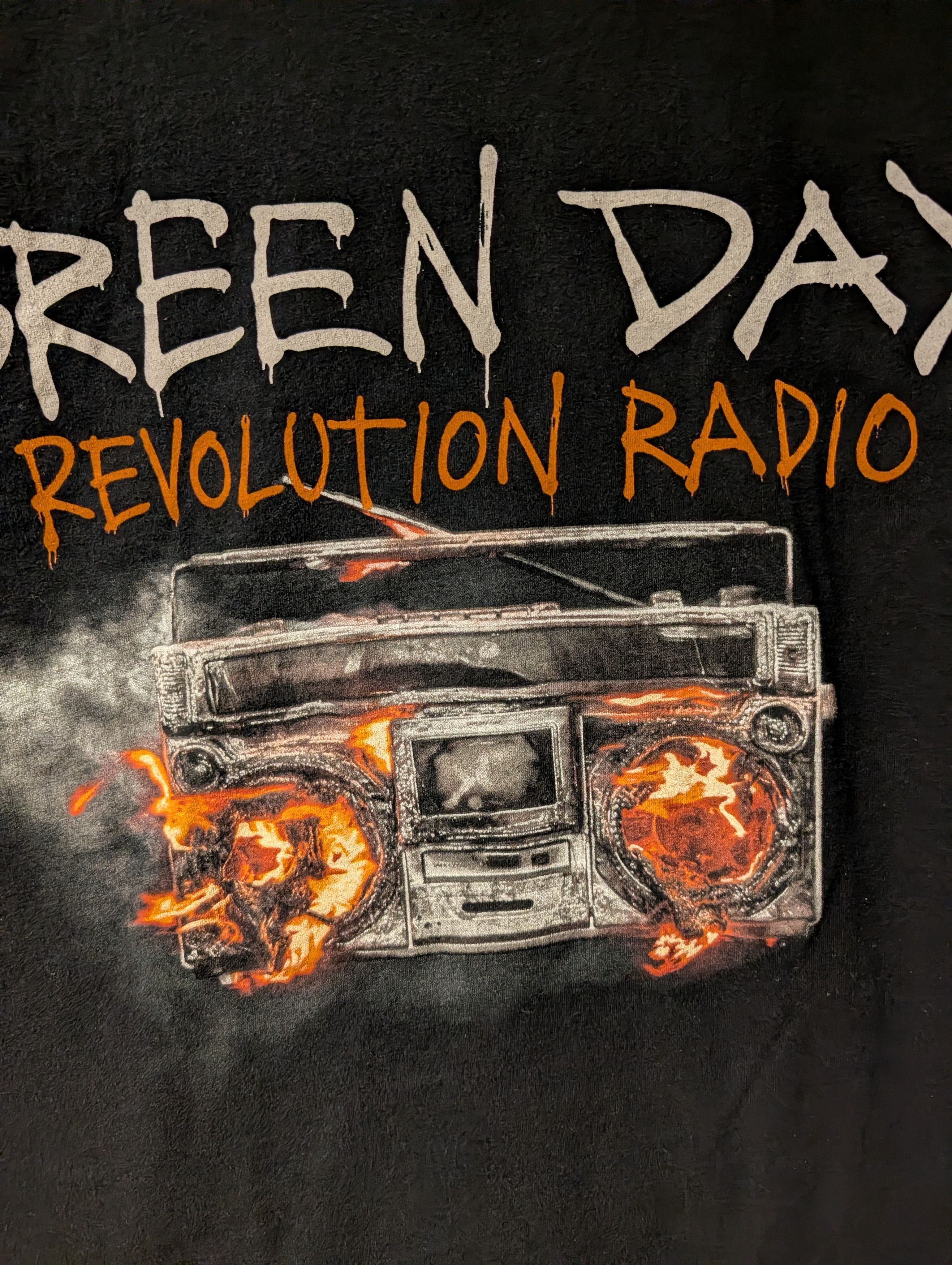 Band Tees Green Day Shirt Size M Adult Revolution Radio Tour 2017 Size US M / EU 48-50 / 2 - 2 Thumbnail