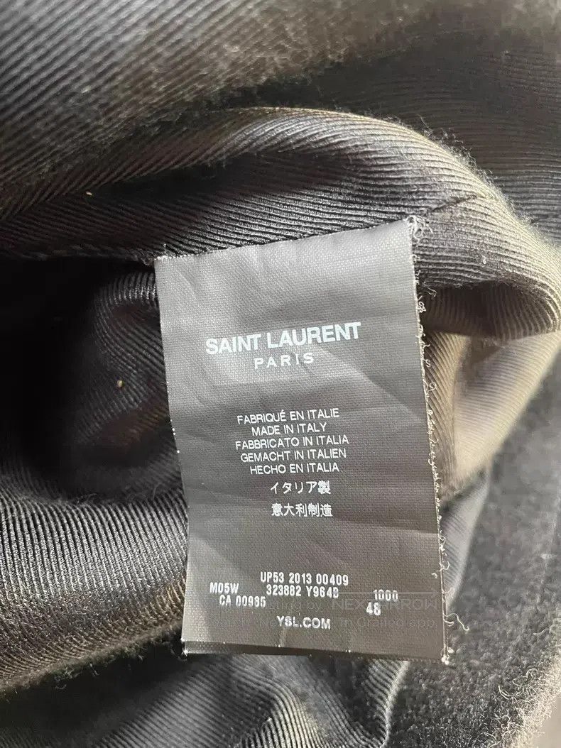 Saint Laurent Paris Saint Laurent Paris Navy Double-breasted Jacket with Gold Size US M / EU 48-50 / 2 - 6 Thumbnail