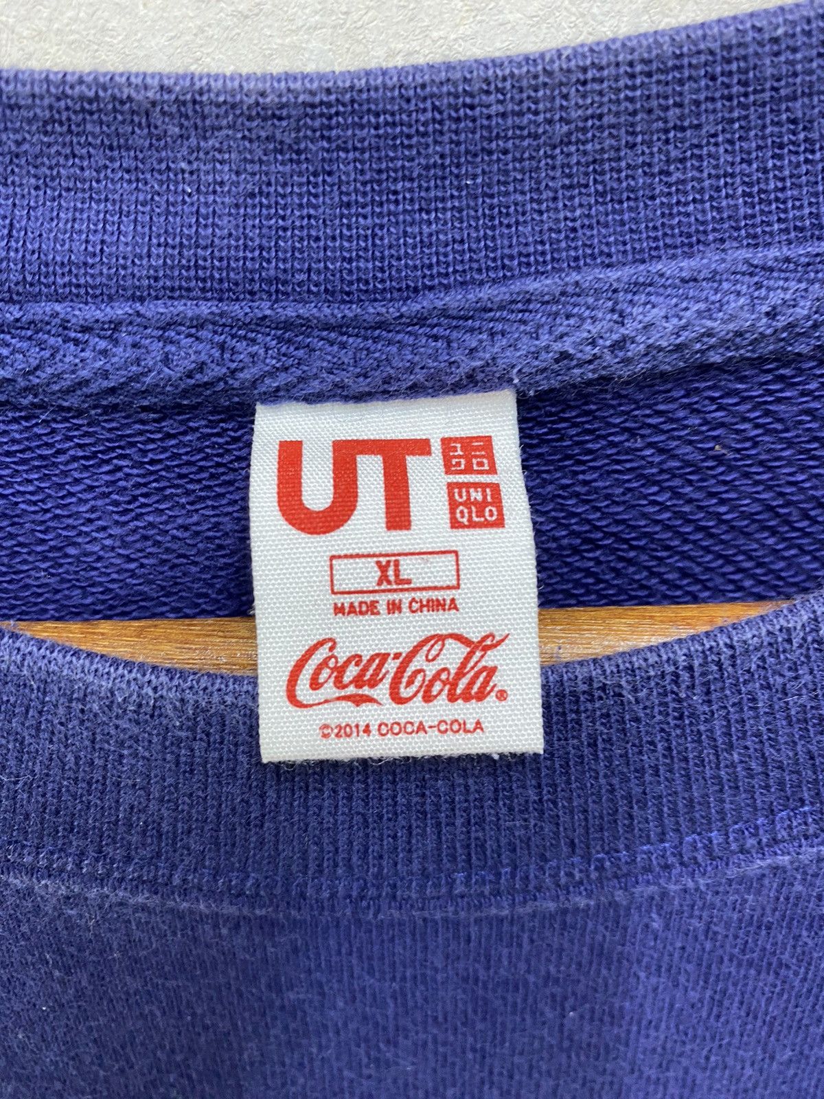 Uniqlo Uniqlo x Coca Cola Sweatshirt Jumper Crewneck Size XL Size US XL / EU 56 / 4 - 6 Thumbnail