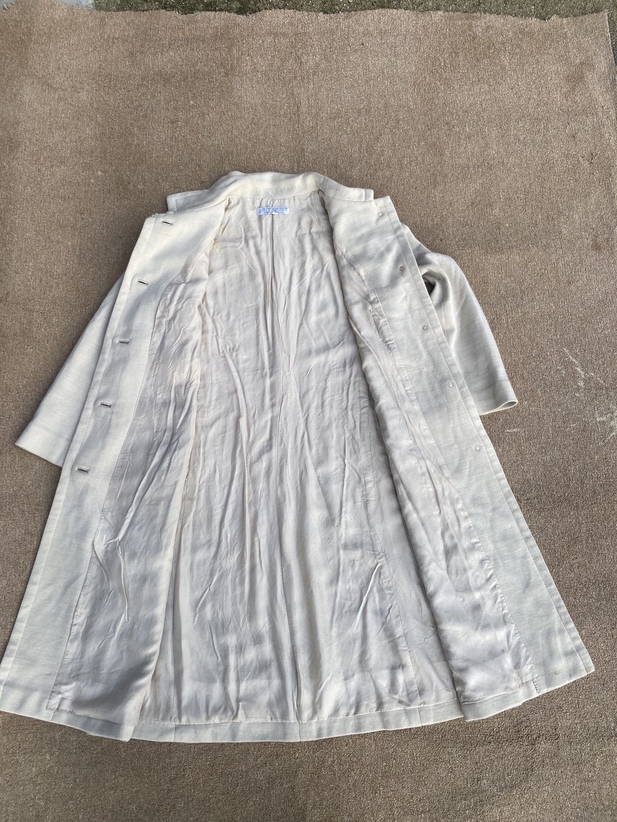 Givenchy × Vintage Vintage givency trench jacket Size M / US 6-8 / IT 42-44 - 9 Thumbnail
