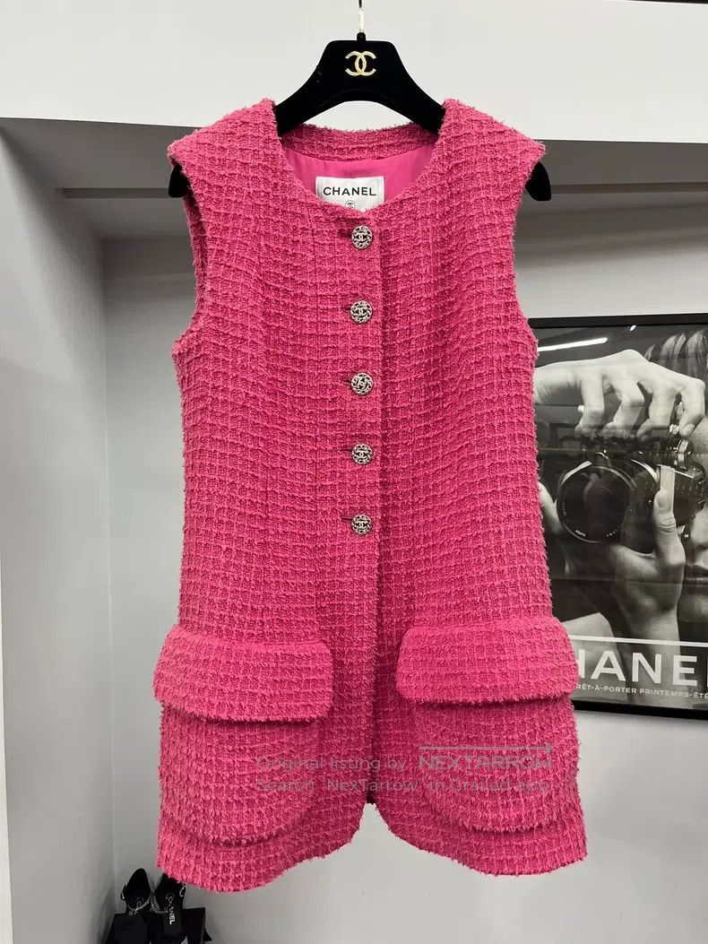Chanel Chanel 22S popular rose pink vest jacket Size XS / US 0-2 / IT 36-38 - 1 Thumbnail