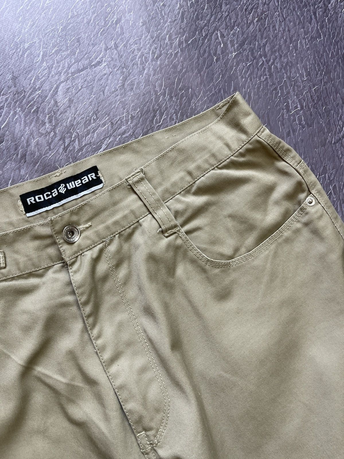 Rocawear Rocawear vintage beige chinos casual pants hype Size US 36 / EU 52 - 8 Thumbnail