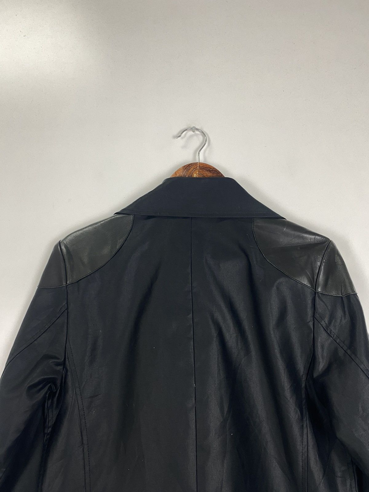 Ann Demeulemeester Ann Demeulemeester shoulder leather Jacket nice design Size US M / EU 48-50 / 2 - 13 Thumbnail