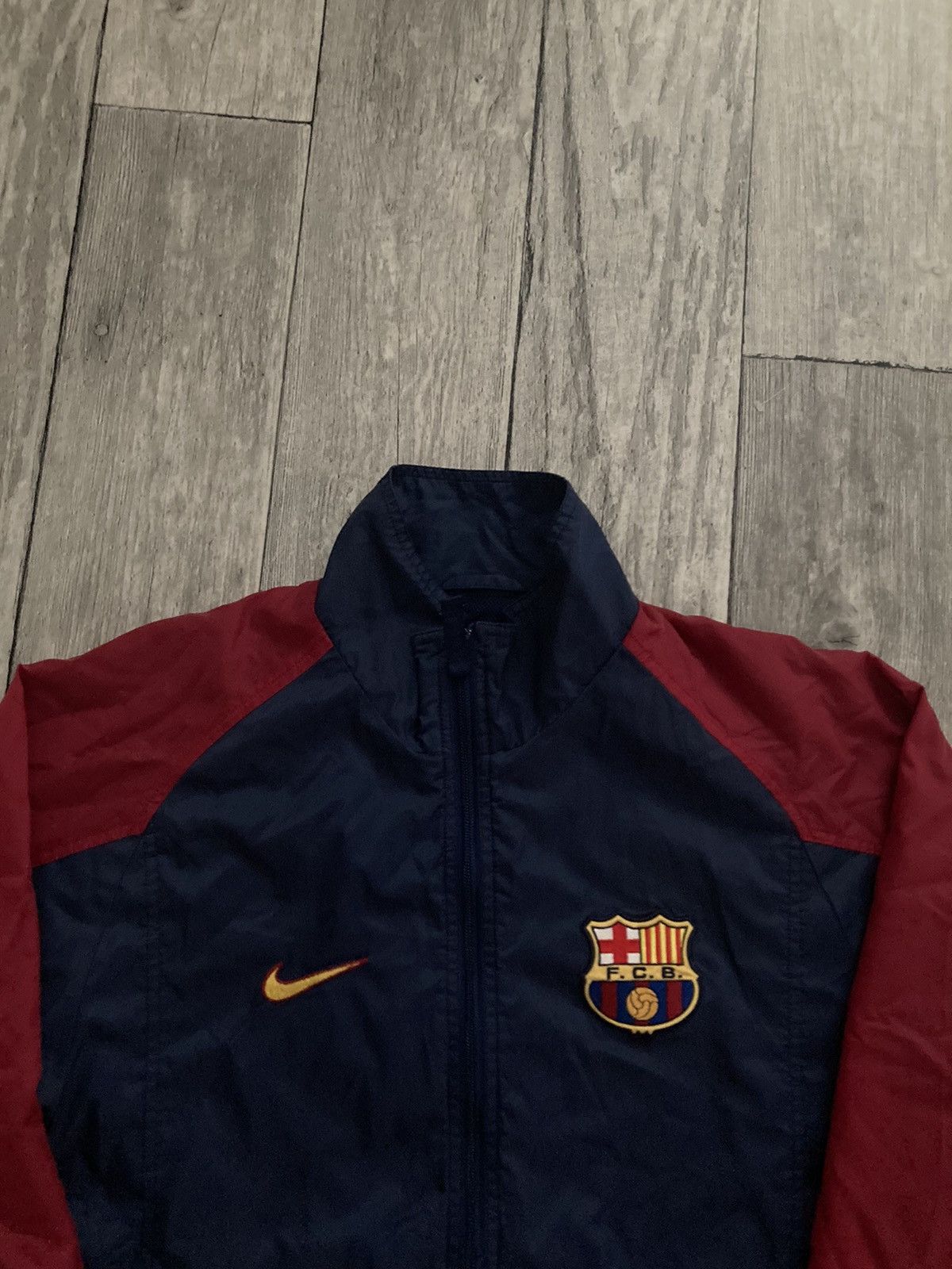 Nike × Vintage Vintage 90s nike fc Barcelona soccer football jacket M Size US M / EU 48-50 / 2 - 4 Thumbnail