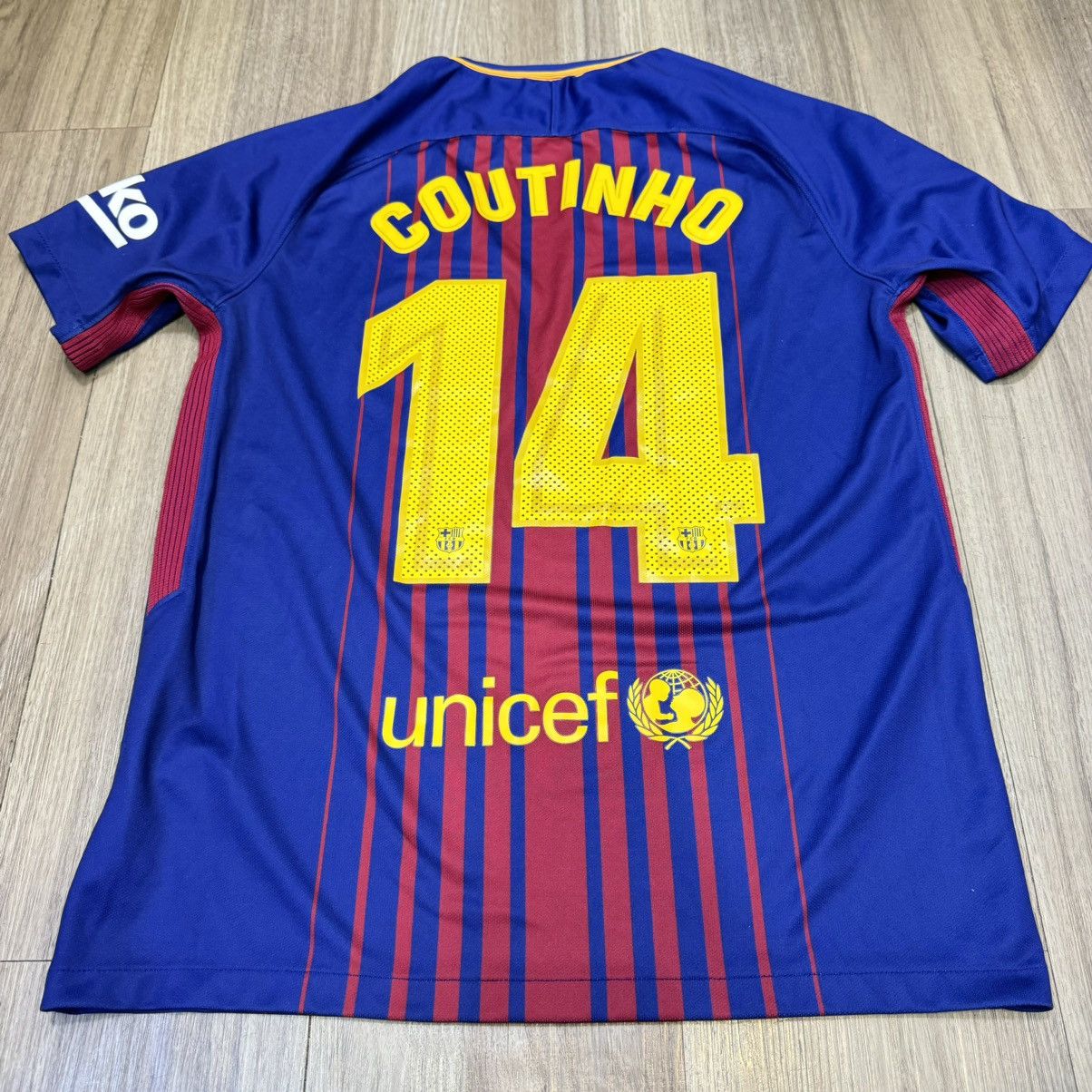 Nike Barcelona 17/18 home shirt #14 Coutinho Size US M / EU 48-50 / 2 - 2 Thumbnail