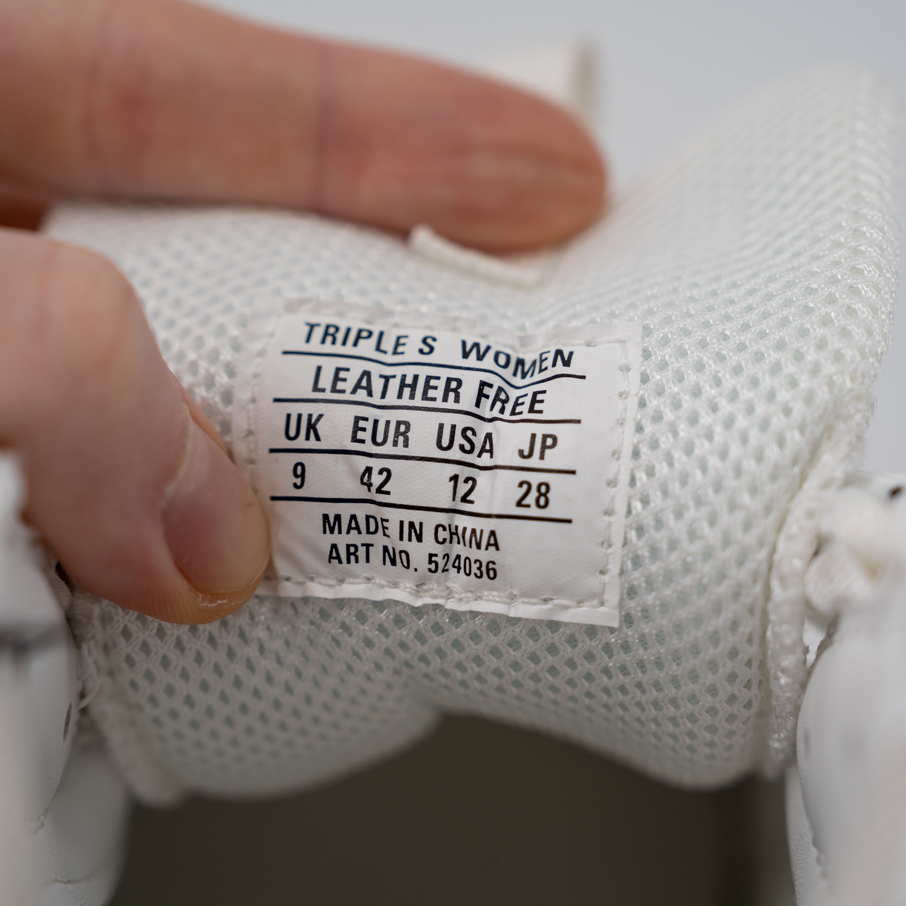 Balenciaga size EU 42 US 12 Balenciaga Triple S White Womens Sneakers Size US 12 / IT 42 - 7 Thumbnail