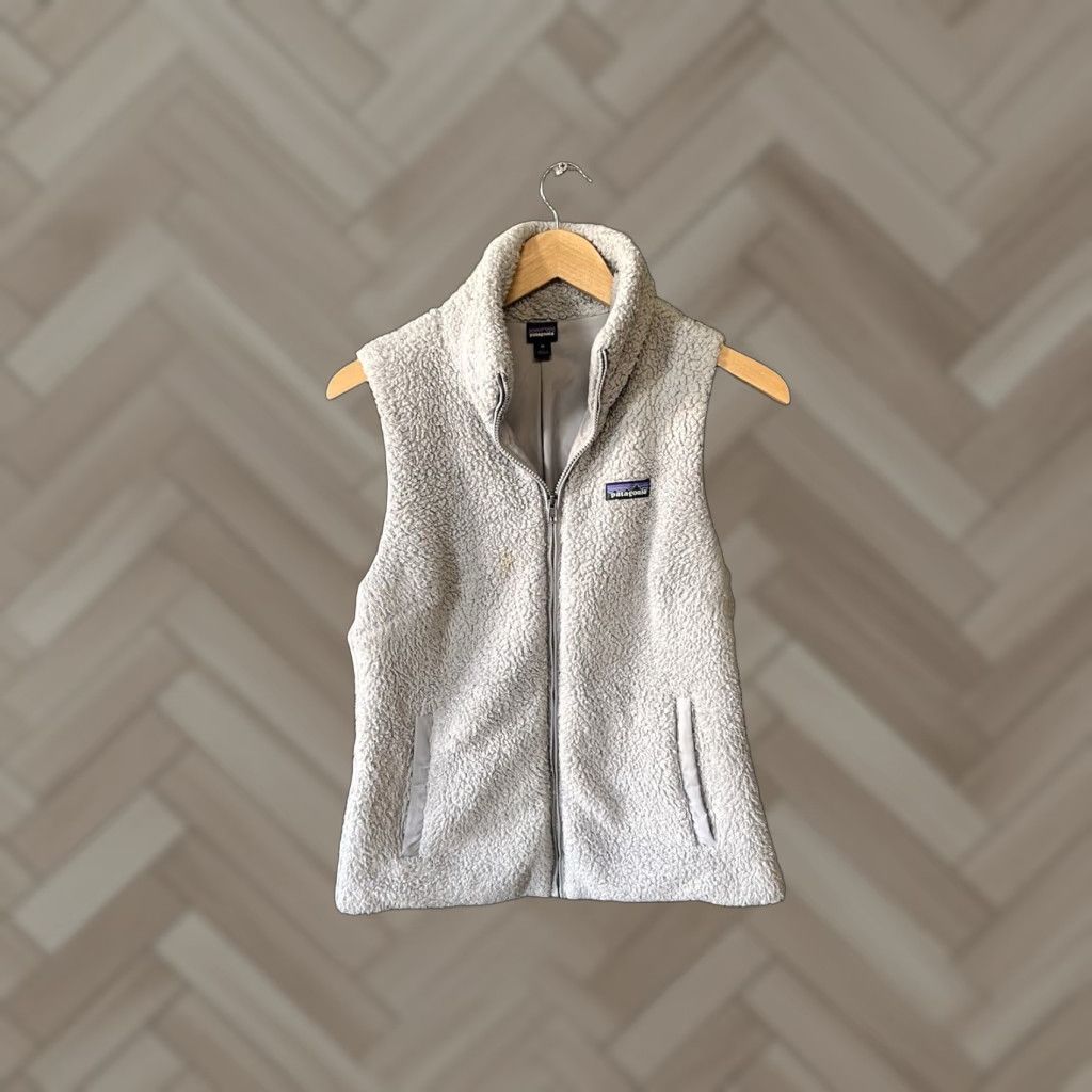 Patagonia Patagonia Womens Gray Full Zip Sleeveless Fleece Vest Size Medium Size M / US 6-8 / IT 42-44 - 1 Thumbnail