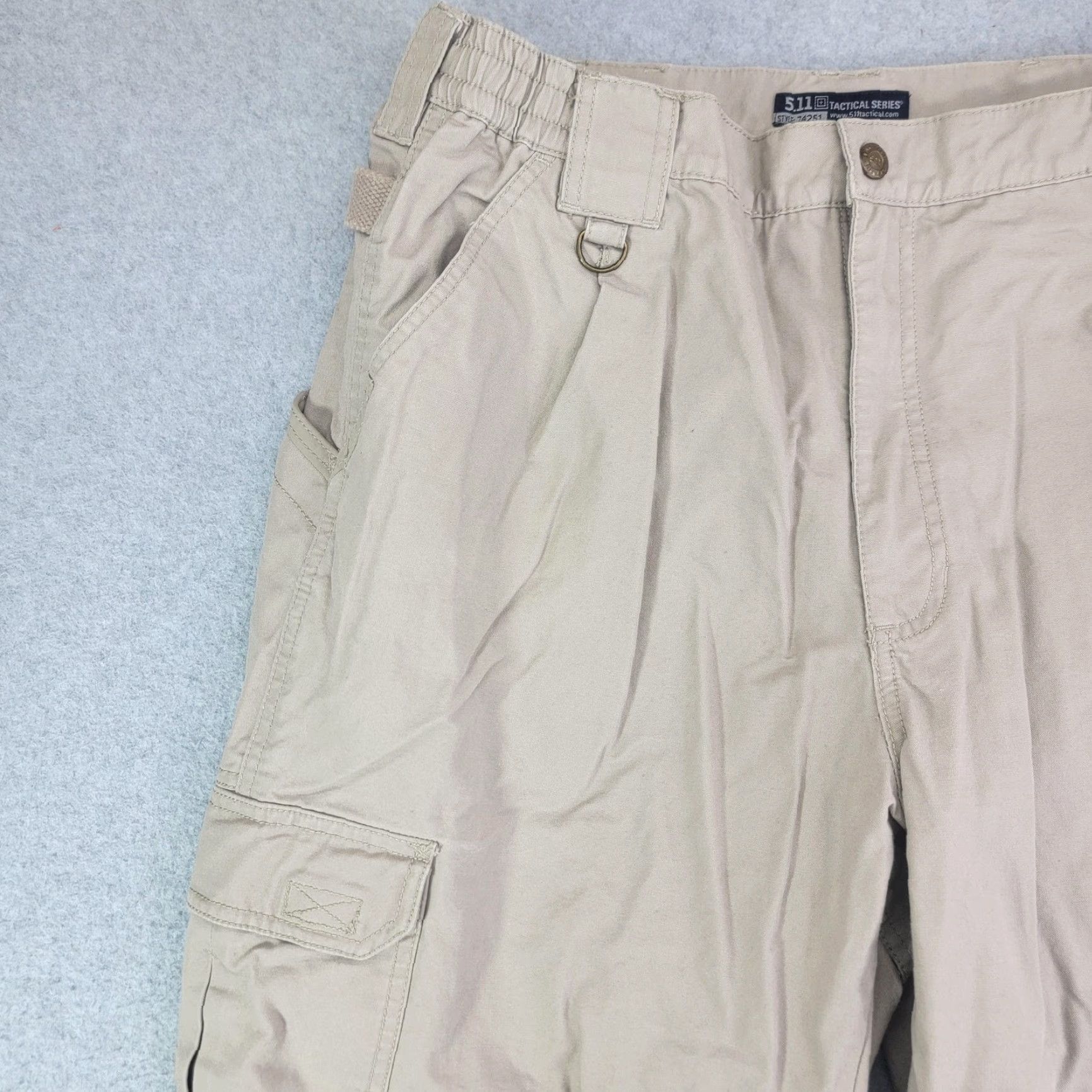 Vintage VINTAGE 5.11 Tactical Series Cargo Pants Mens 38x30 Khaki Utility Workwear 74251 Size US 38 / EU 54 - 4 Thumbnail