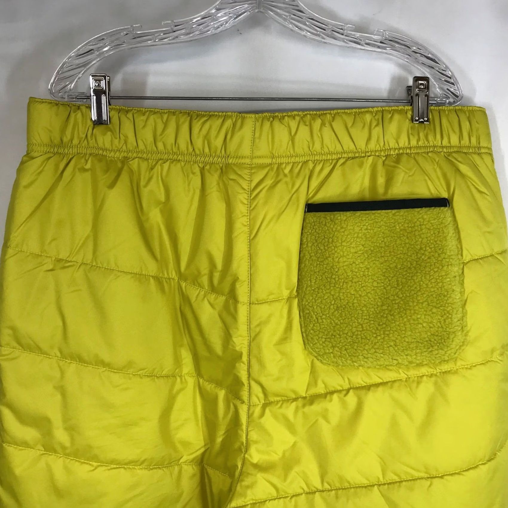 Ugg UGG Puffer Shorts Bermuda Women's XL Yellow Quilted Insulated Casual Outdoor Winter Size 40" / US 18 - 5 Thumbnail