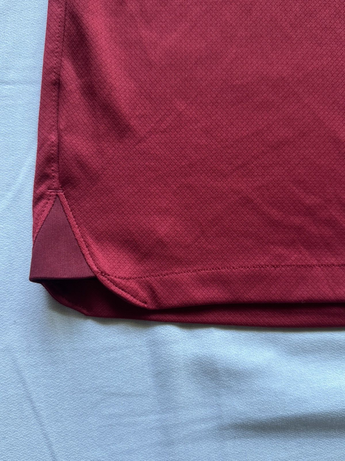 Nike Liverpool Red Home Nike Kit Jersey 22/23 Size US L / EU 52-54 / 3 - 9 Thumbnail