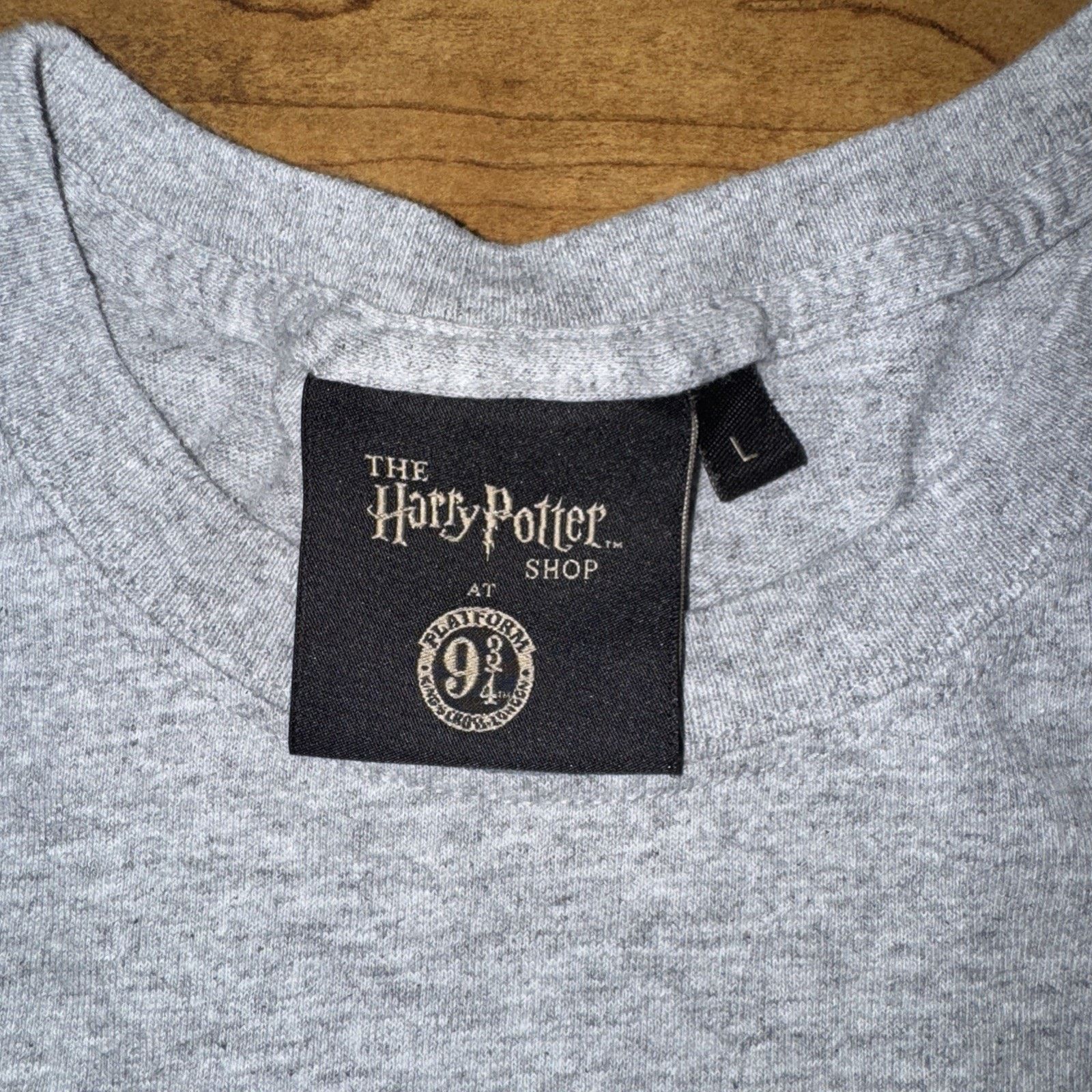 Band Tees Harry Potter Dobby T-Shirt Gray Large 20x27 Movie Tee Size US L / EU 52-54 / 3 - 4 Thumbnail