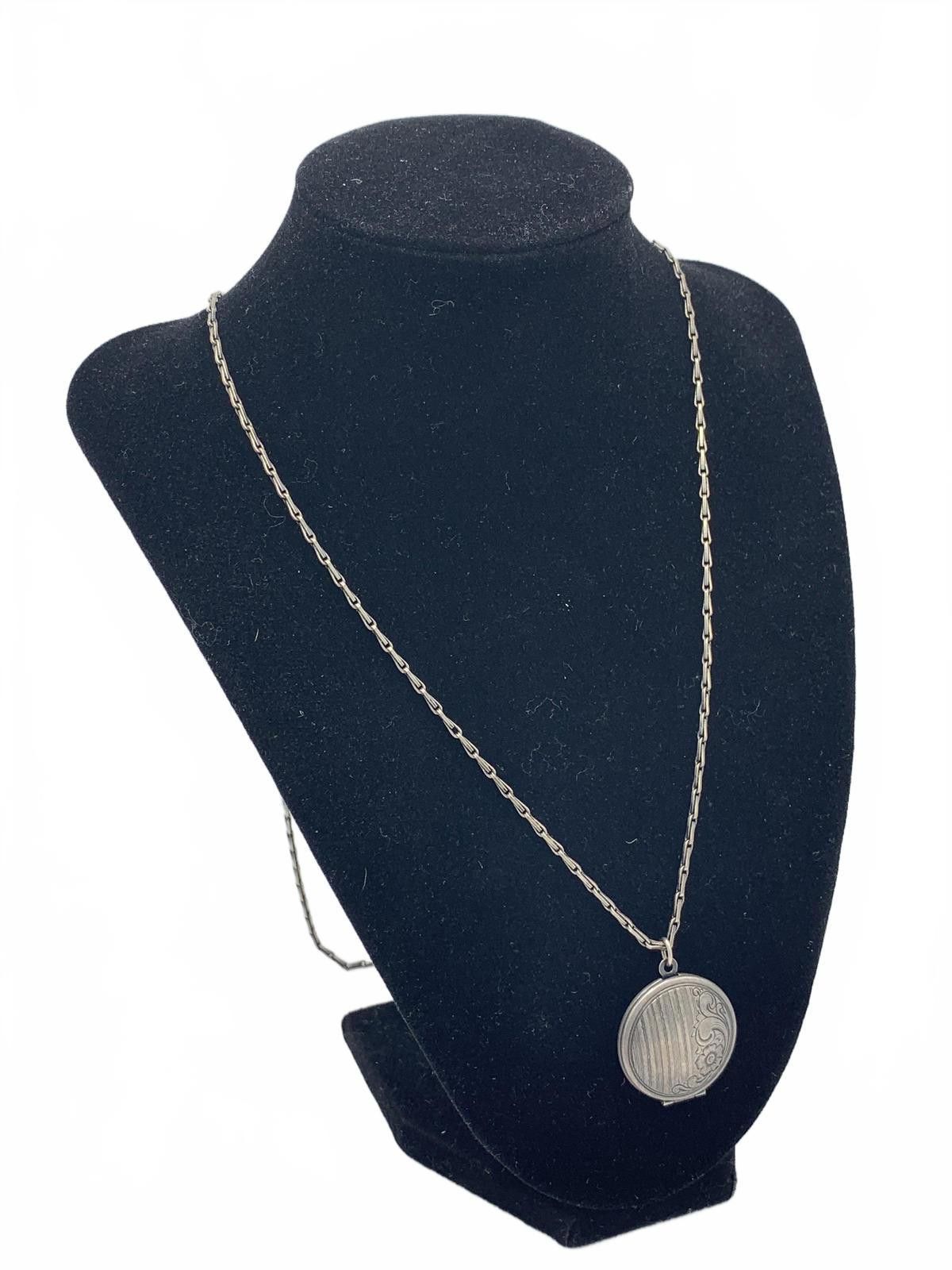 Other LVP (La Vie Parisienne) Sterling Silver (Case Only) Locket Size ONE SIZE - 1 Thumbnail
