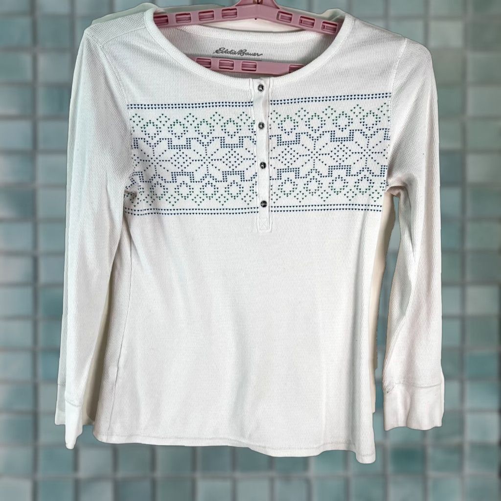 Eddie Bauer Eddie Bauer Womens Sweater Crew Neck Button Accent 3/4 Sleeve White 100% Cotton Size M Knit Pullover Casual Regular Fit Vintage: No Size M / US 6-8 / IT 42-44 - 1 Thumbnail