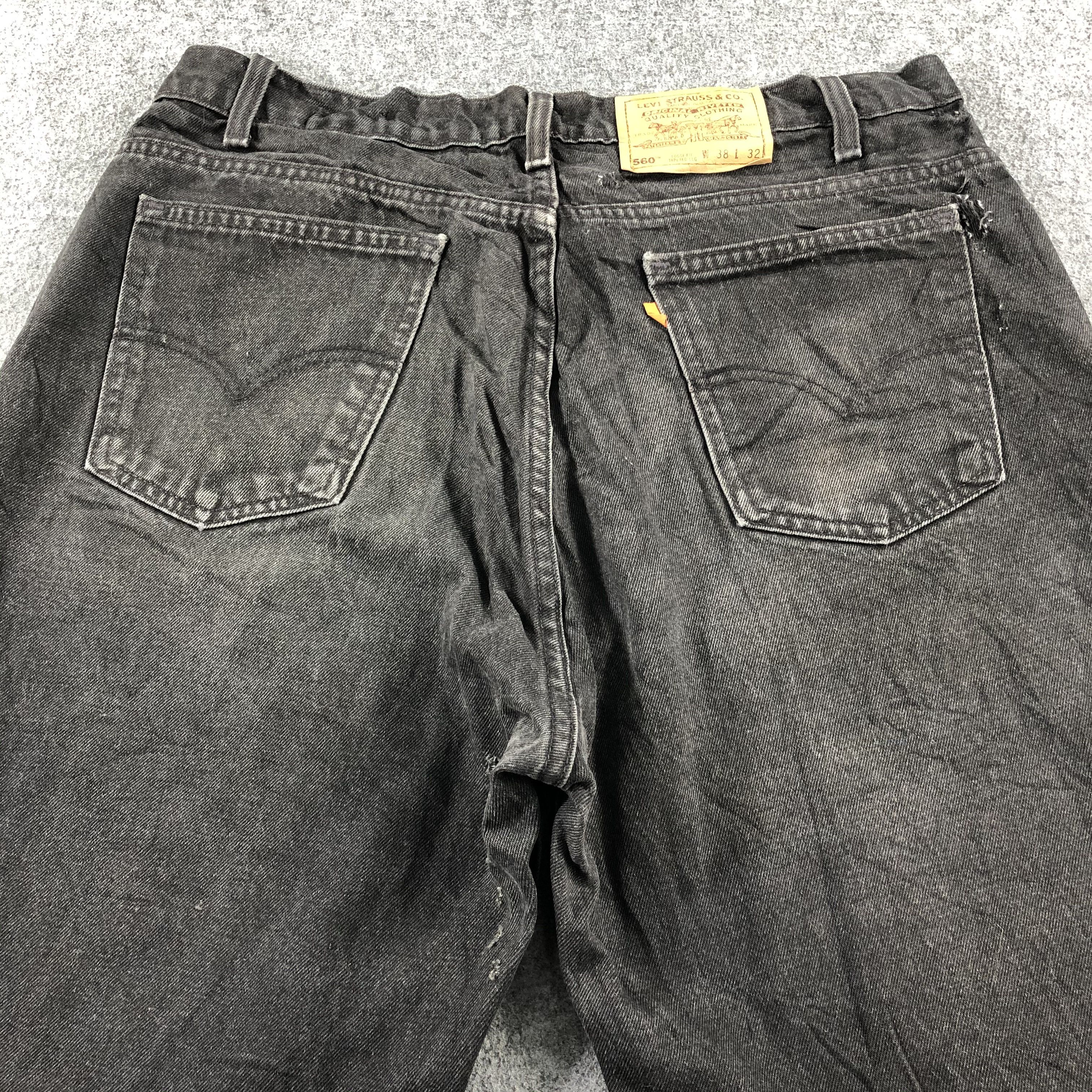 Levi's Vintage 90s Faded Black Levis 560 Jeans-J2408 Size US 37 - 4 Thumbnail