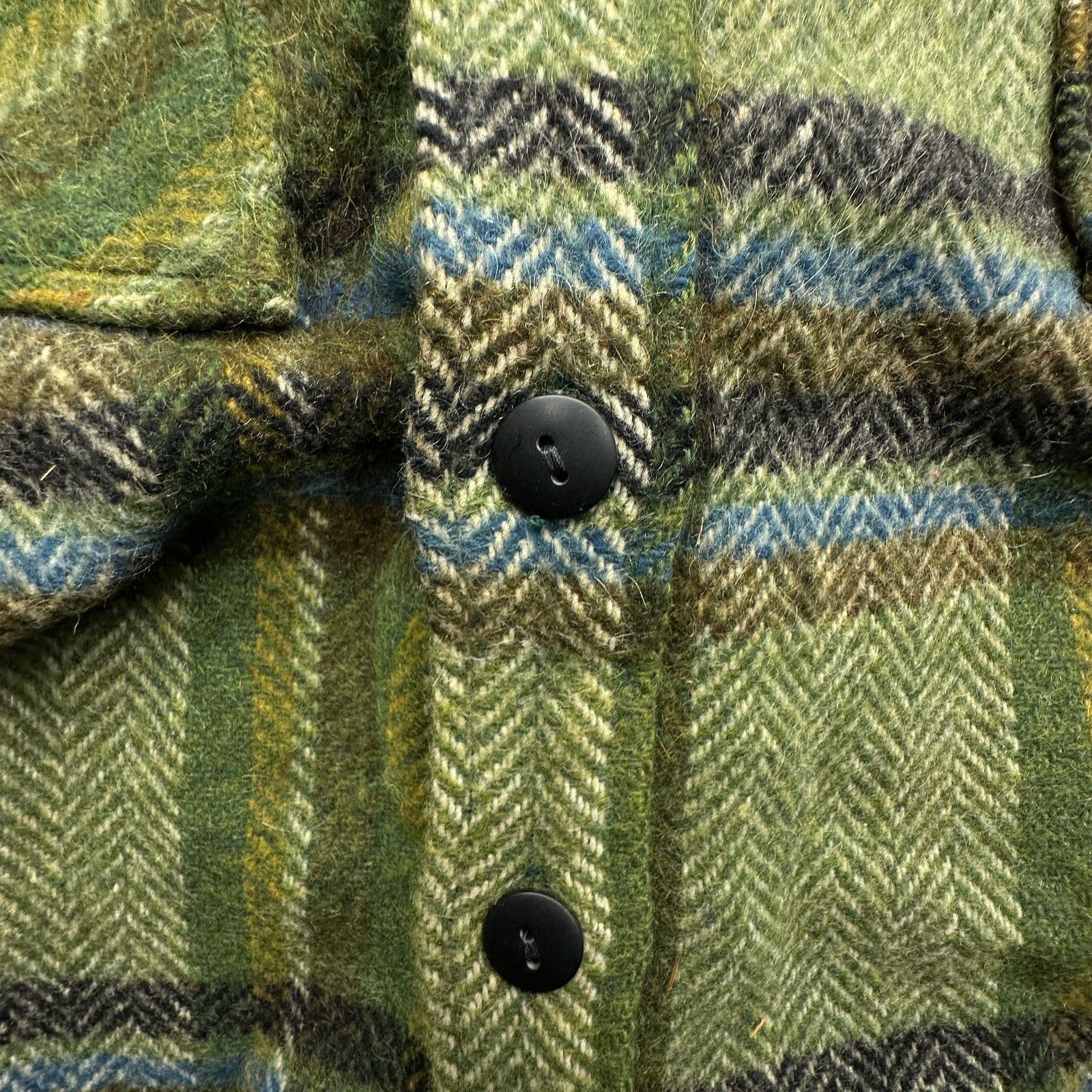 McGregor Vintage 50s 60s McGregor Wool Plaid Flannel Button Shirt L Size US L / EU 52-54 / 3 - 7 Thumbnail
