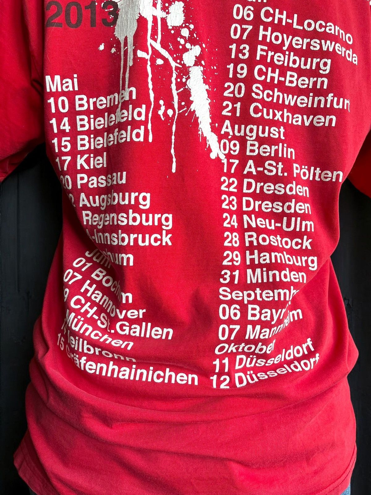 Band Tees Red T-shirt Die Toten Hosen tour Der Krach der Republik“ Size US M / EU 48-50 / 2 - 5 Thumbnail