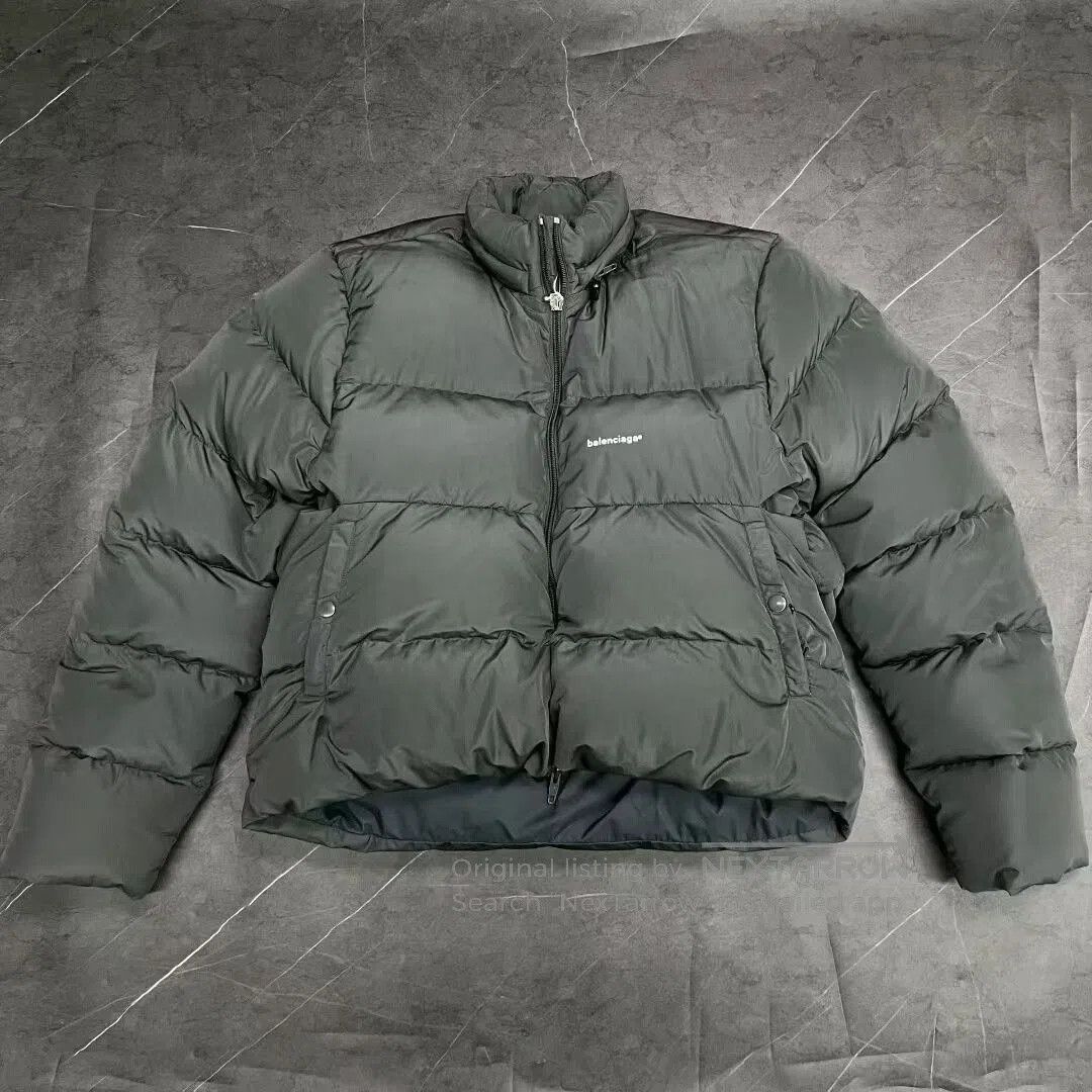 Balenciaga balenciaga gray puffer jacket size 48. Size US M / EU 48-50 / 2 - 1 Thumbnail